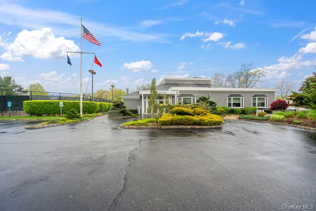 106 E Midland Pond Court # First Floor, Moriches, NY 11955