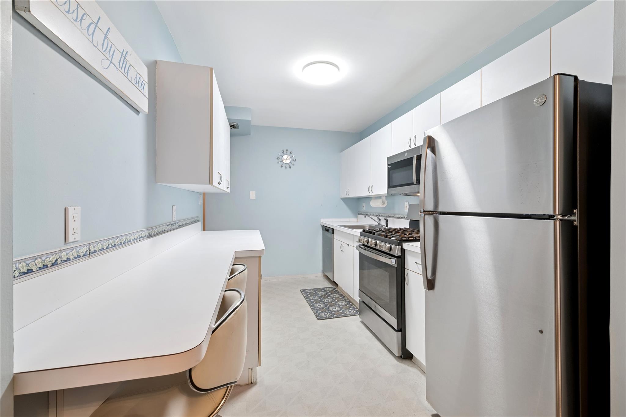 711 Shore Road # 4F, Long Beach, NY 11561