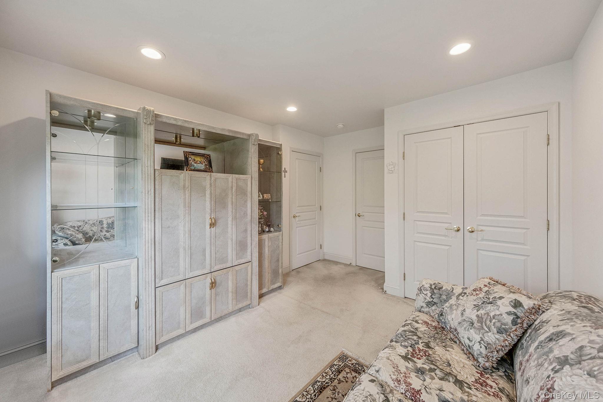 29 Pinehurst Drive, Mount Sinai, NY 11766