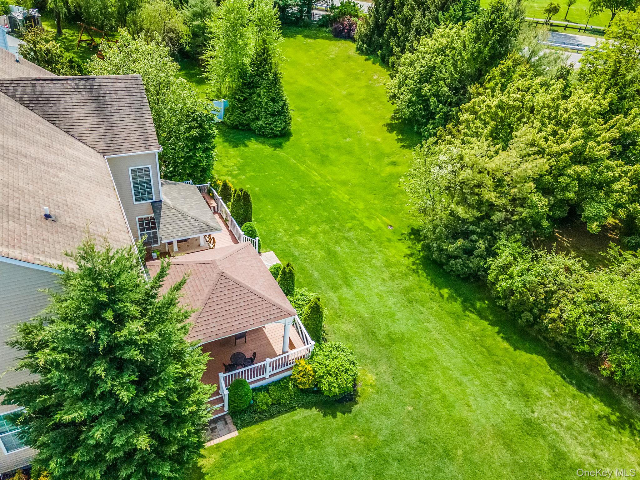 29 Pinehurst Drive, Mount Sinai, NY 11766