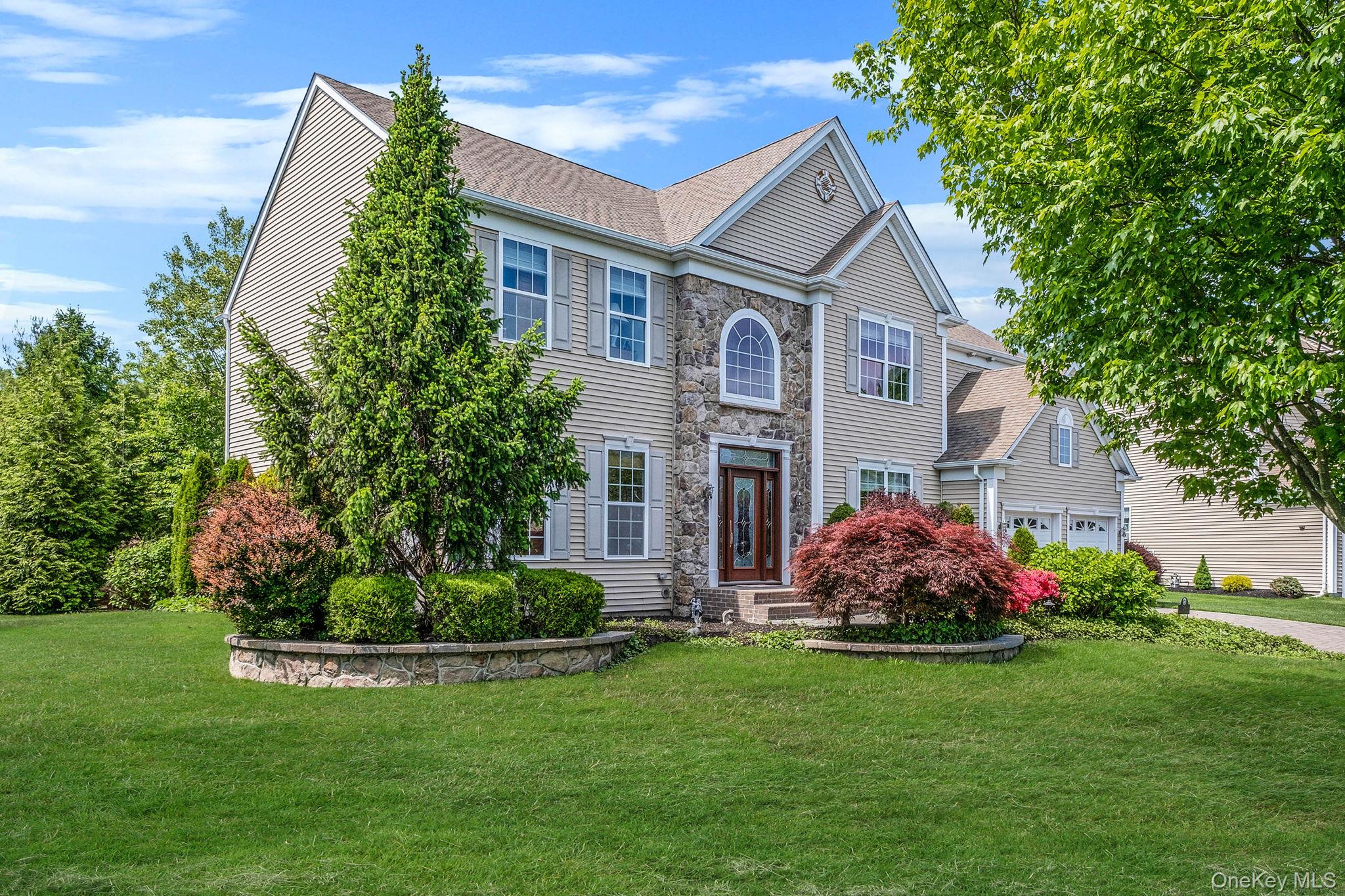 29 Pinehurst Drive, Mount Sinai, NY 11766