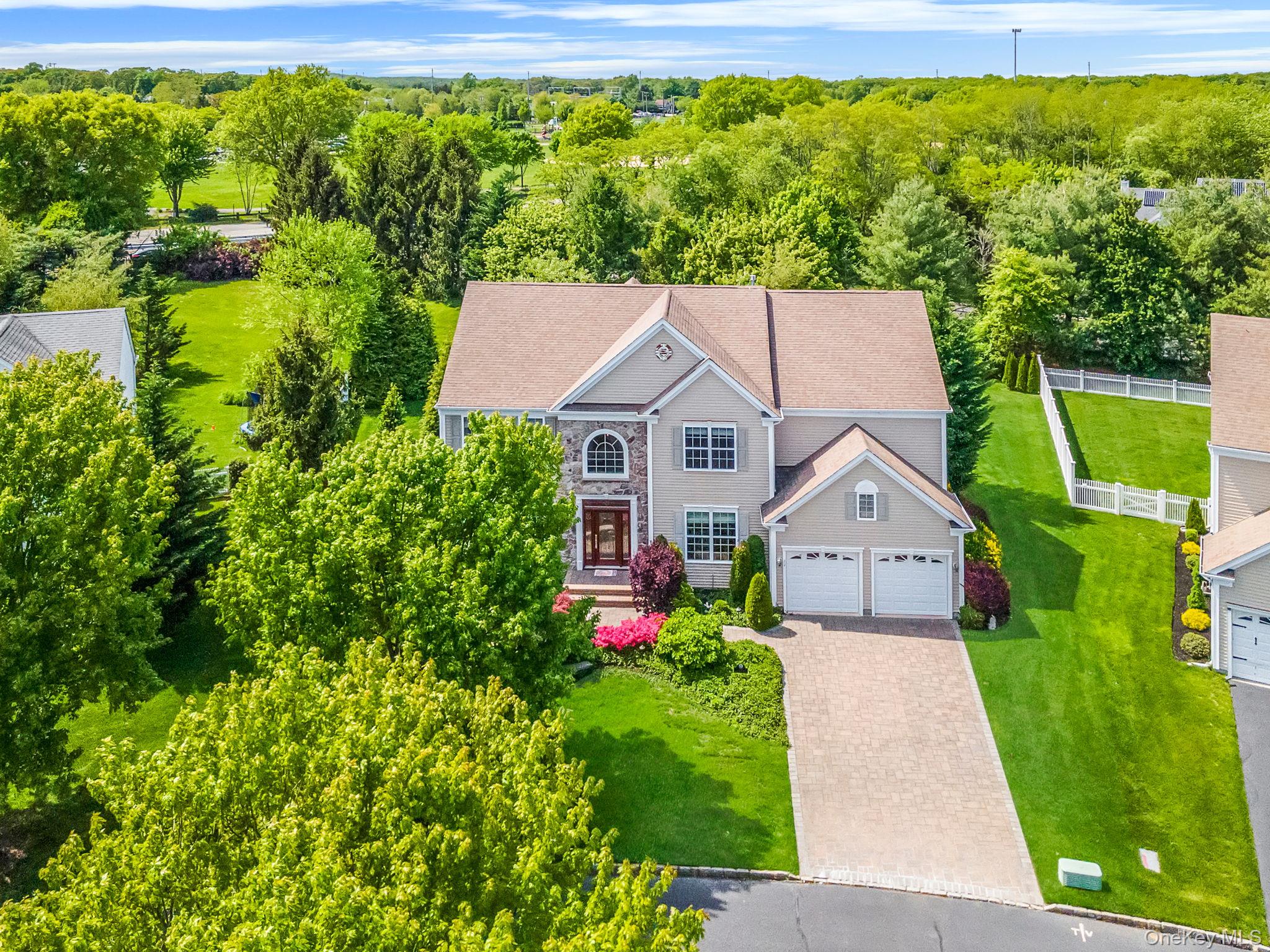 29 Pinehurst Drive, Mount Sinai, NY 11766