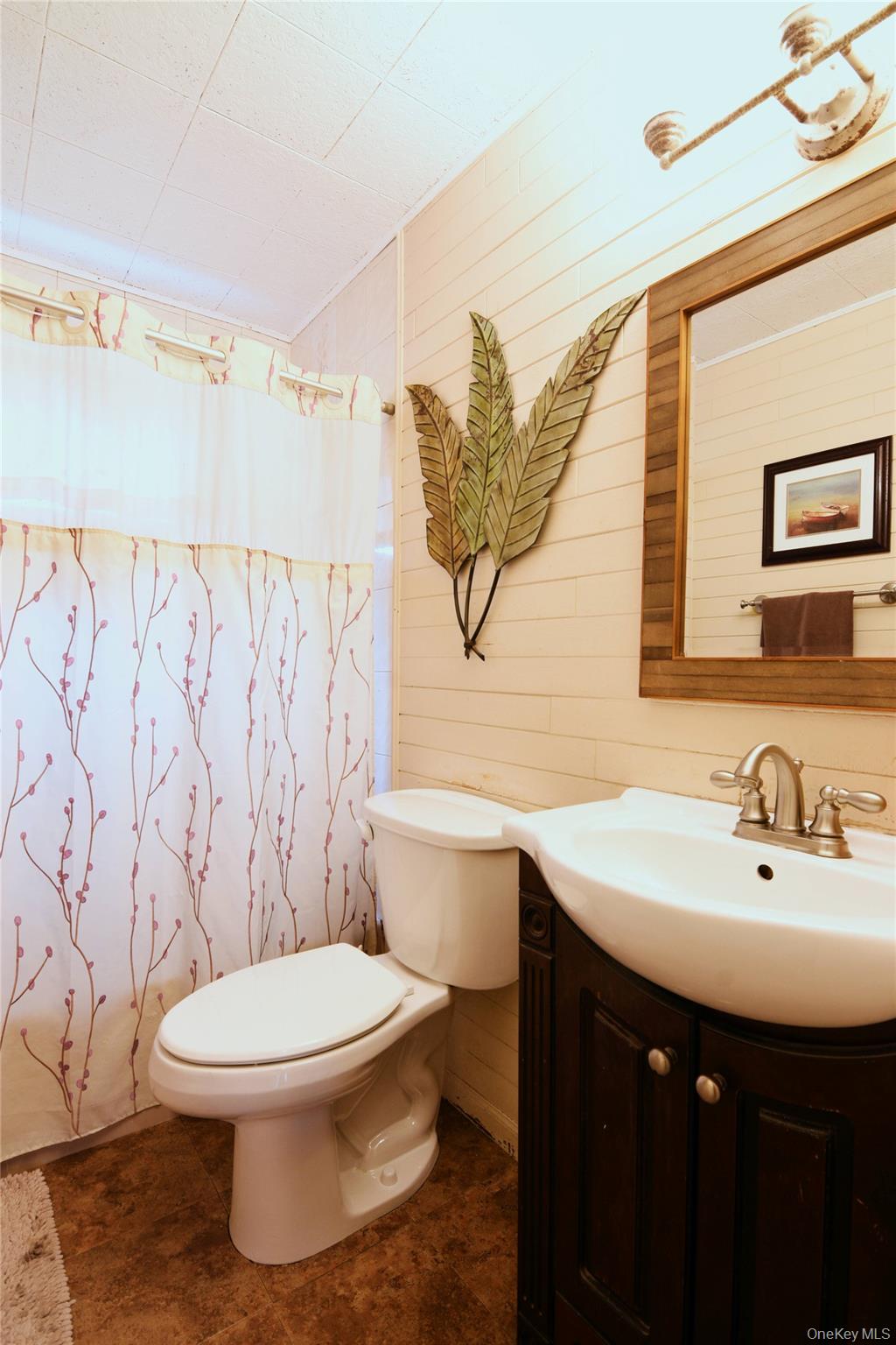 2287 Feuereisen Avenue, Ronkonkoma, NY 11779