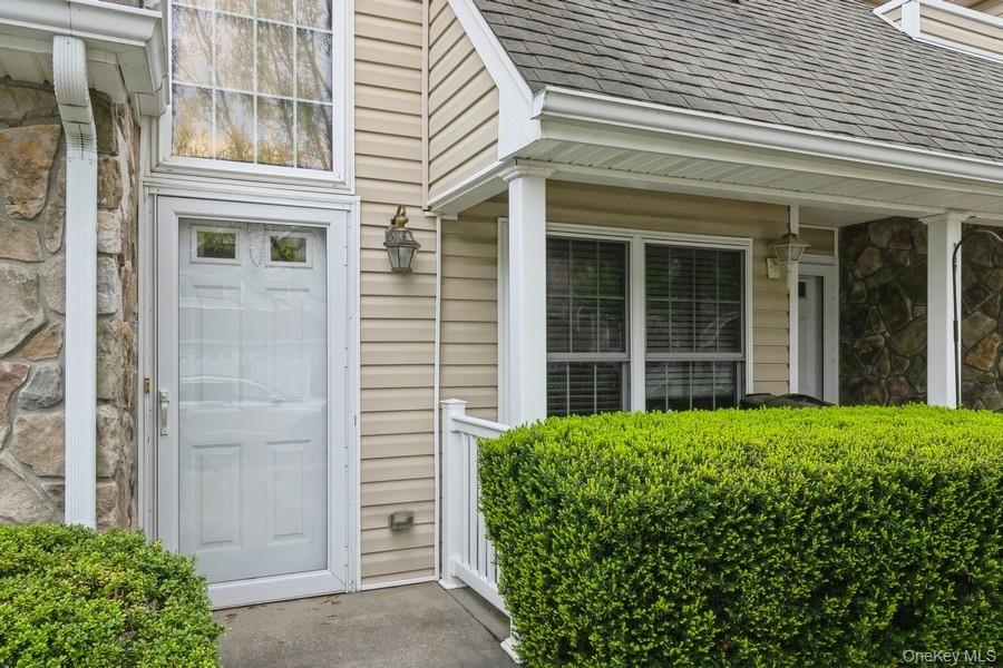 156 Christine Drive, Dix Hills, NY 11746