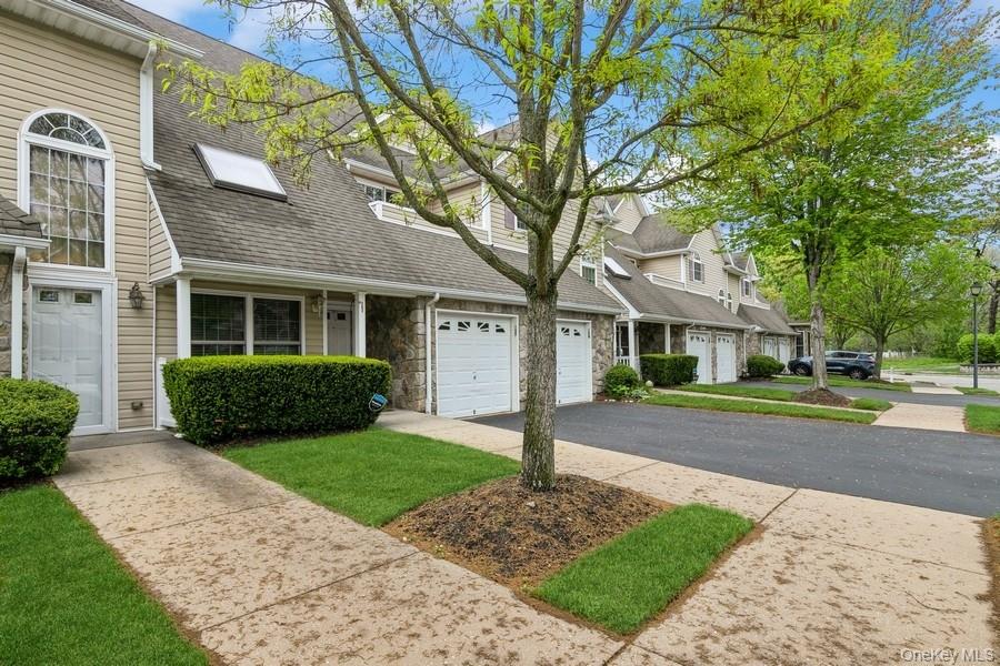 156 Christine Drive, Dix Hills, NY 11746