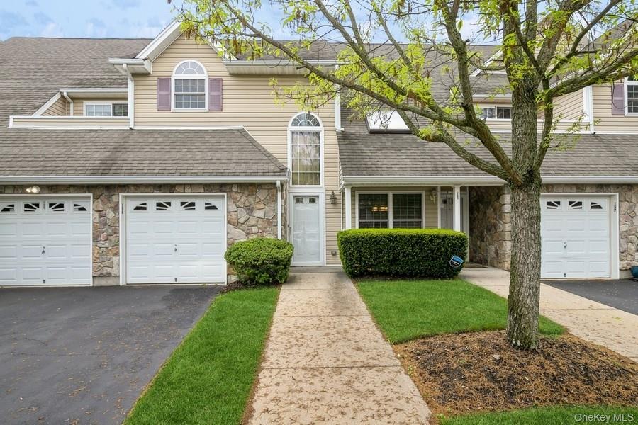 156 Christine Drive, Dix Hills, NY 11746