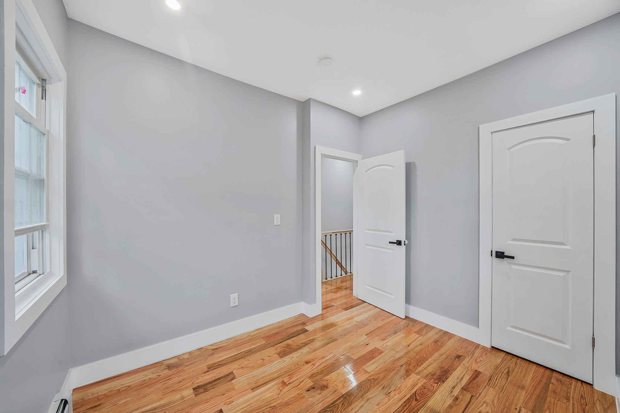 11827 219th Street, Cambria Heights, NY 11411