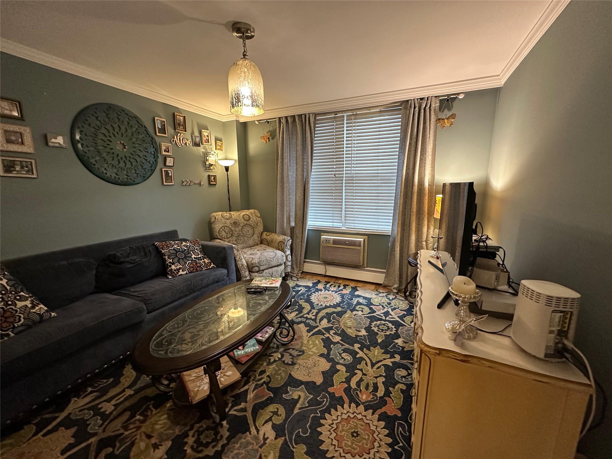 54-40 Little Neck Parkway # 2K, Little Neck, NY 11362