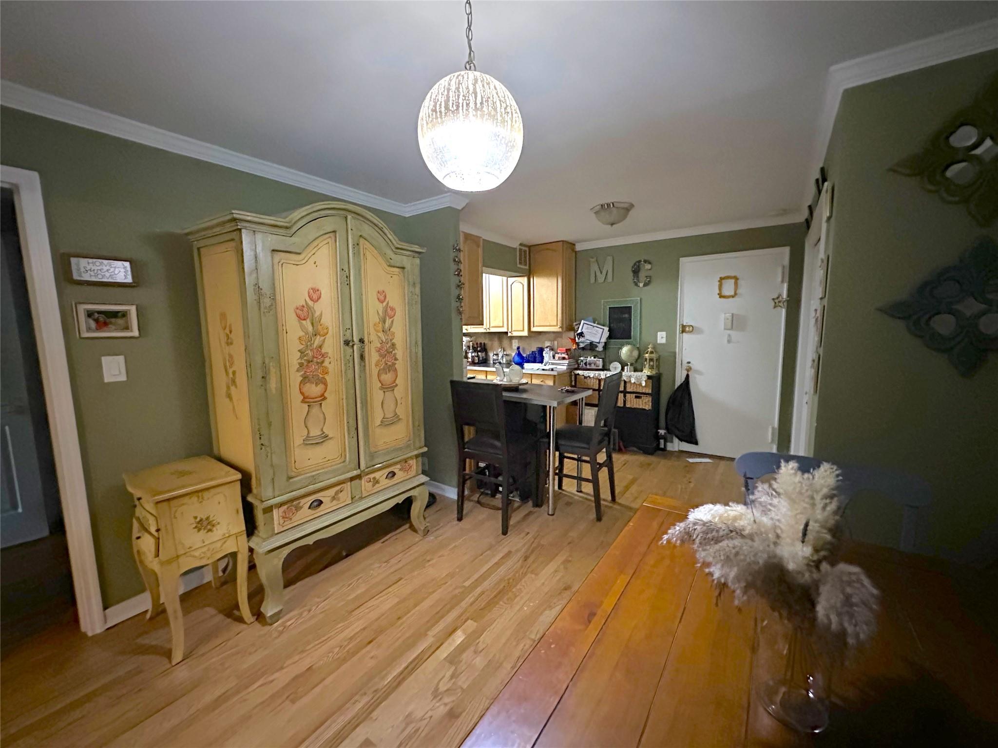 54-40 Little Neck Parkway # 2K, Little Neck, NY 11362