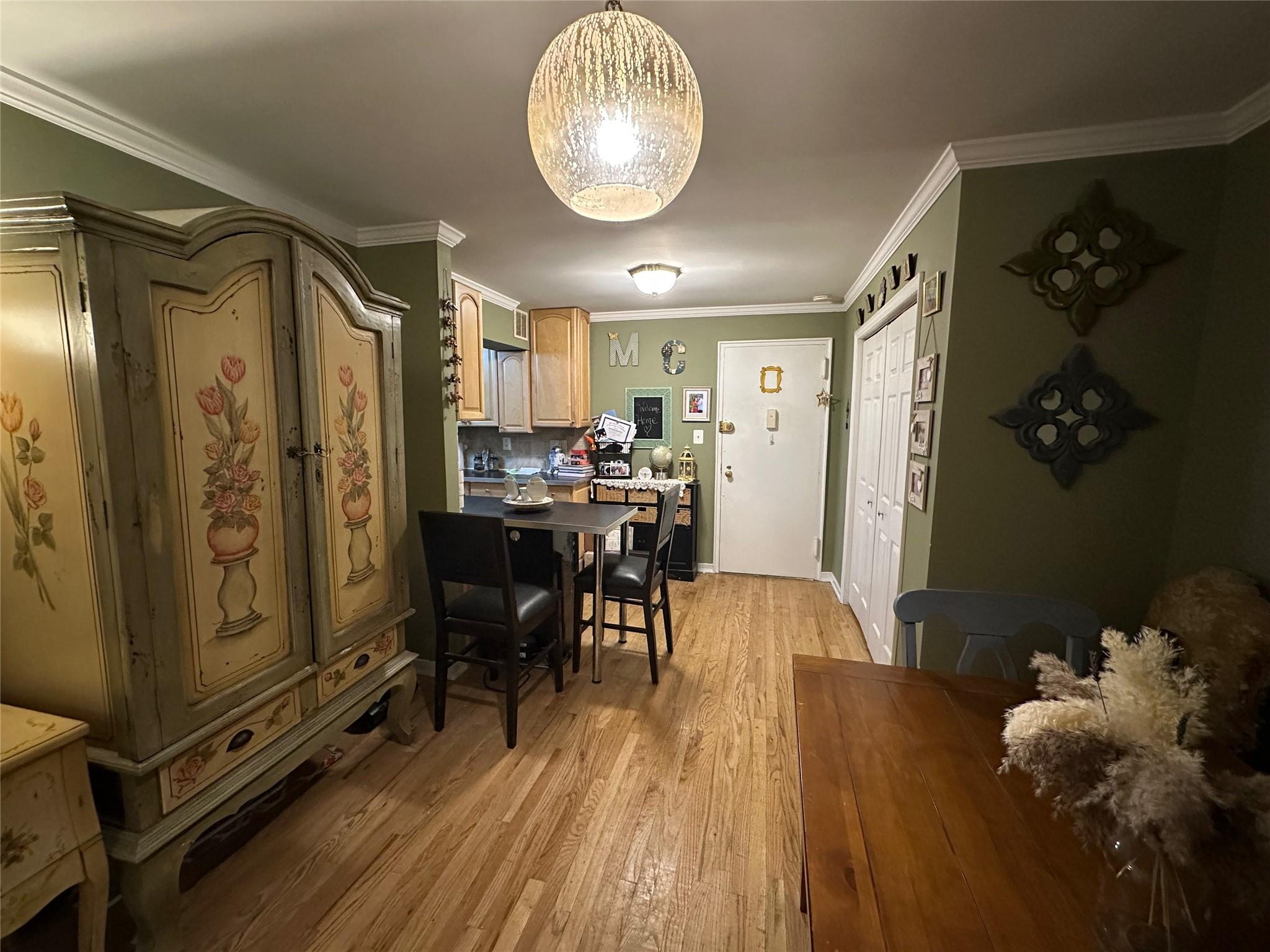 54-40 Little Neck Parkway # 2K, Little Neck, NY 11362