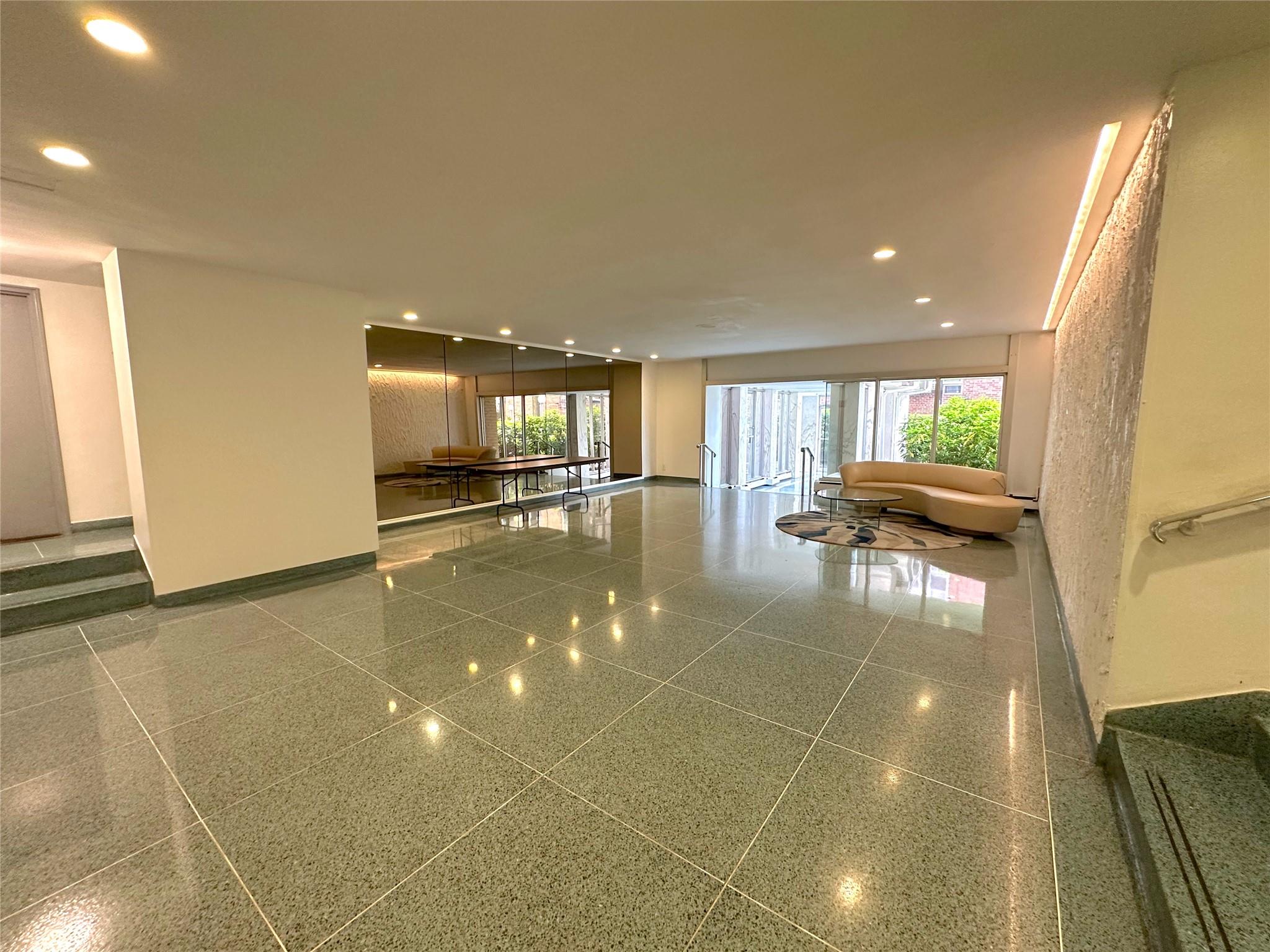 54-40 Little Neck Parkway # 2K, Little Neck, NY 11362