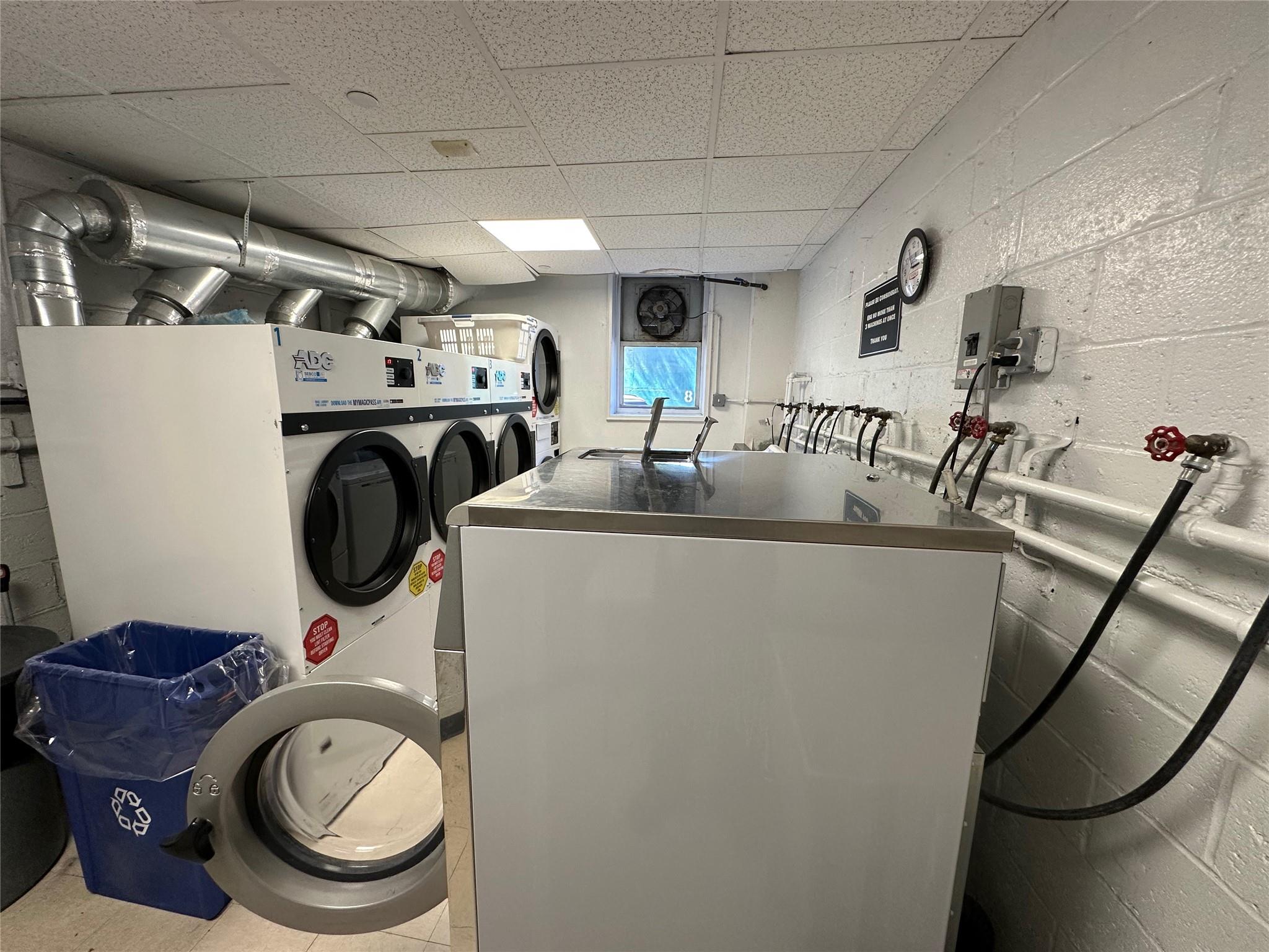 54-40 Little Neck Parkway # 2K, Little Neck, NY 11362