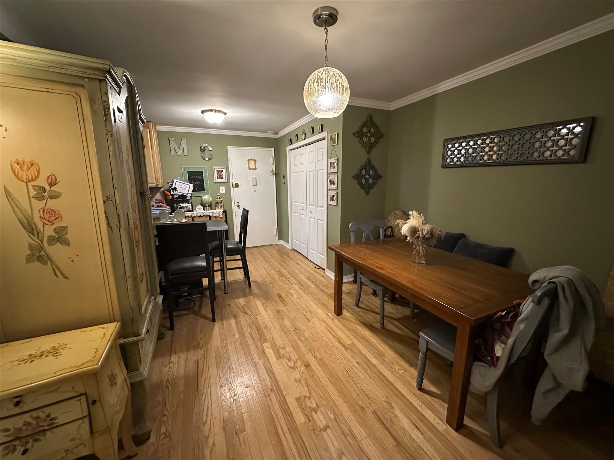 54-40 Little Neck Parkway # 2K, Little Neck, NY 11362