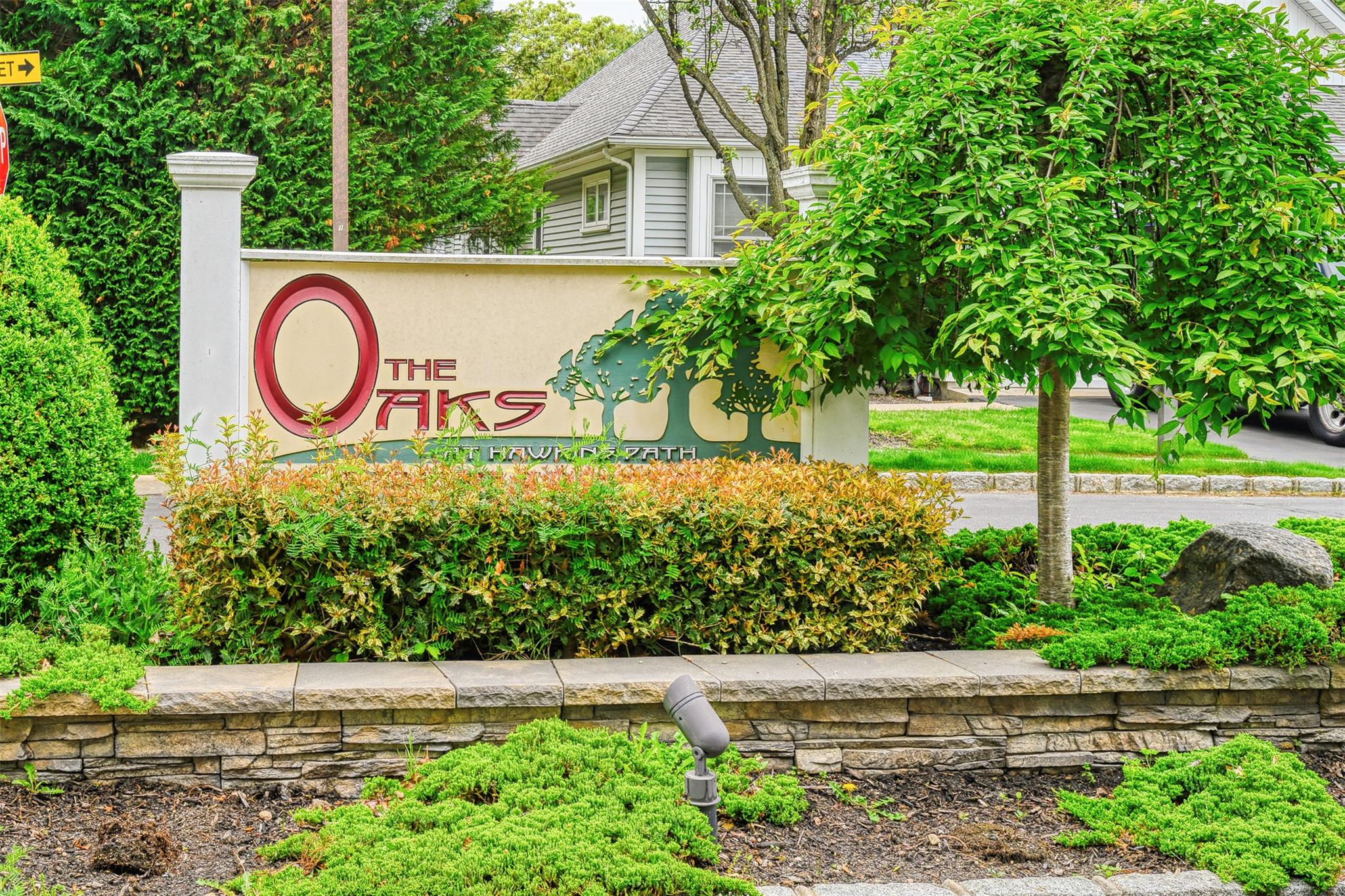 7 White Oak Court # 7, Coram, NY 11727