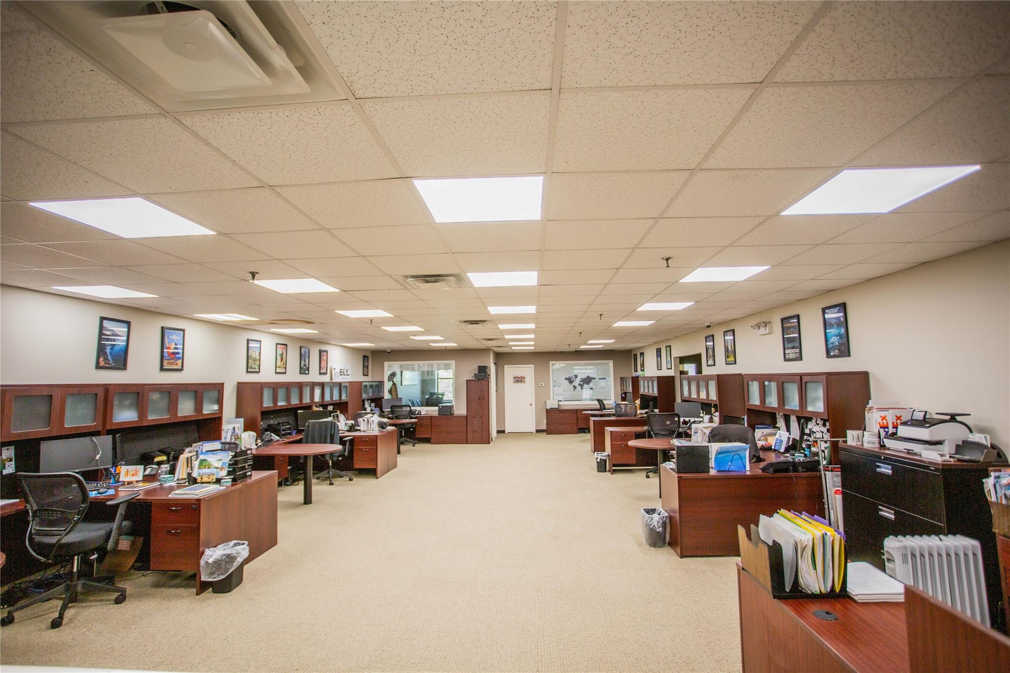 486 Sunrise Highway, Rockville Centre, NY 11570