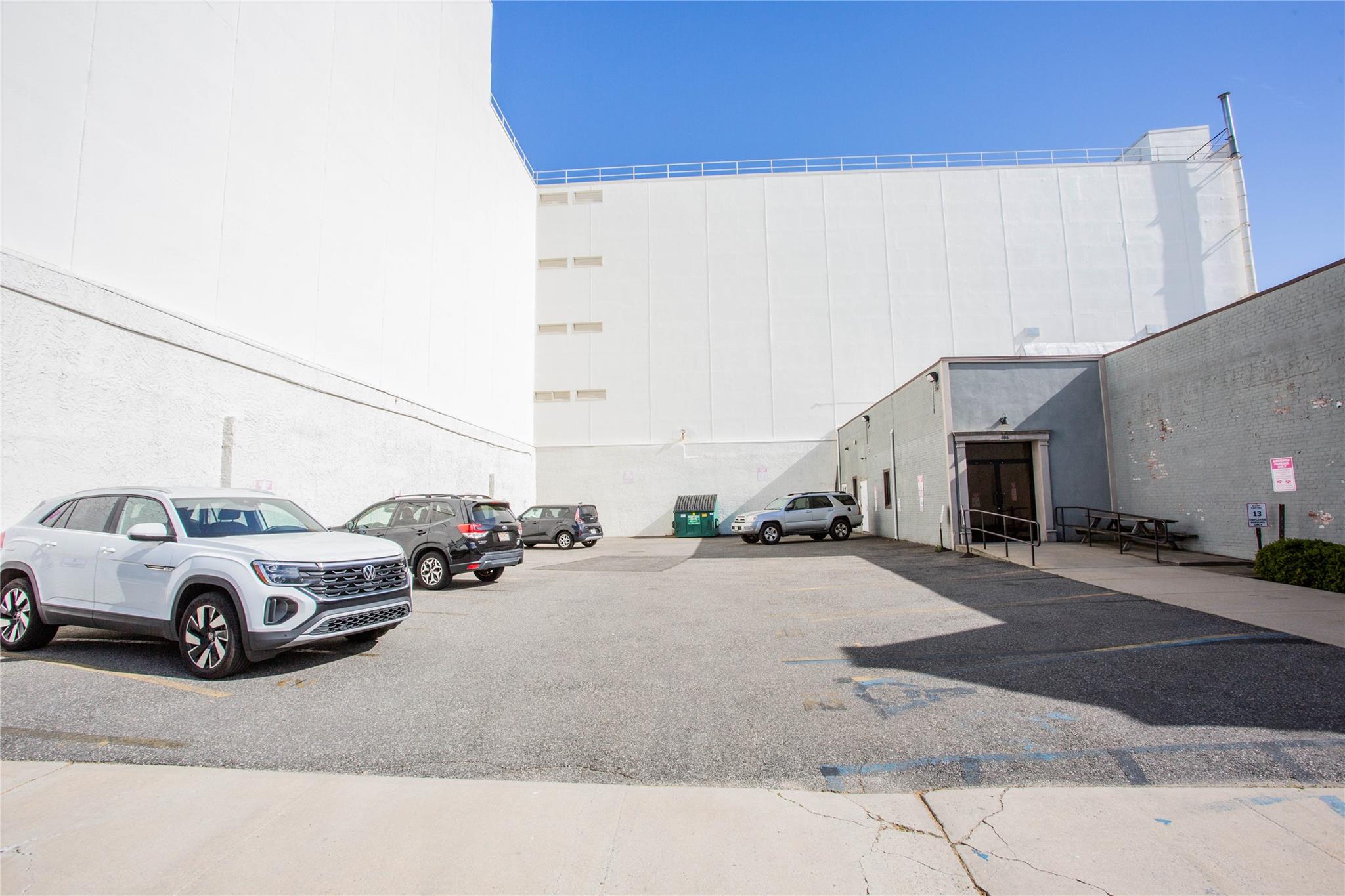 486 Sunrise Highway, Rockville Centre, NY 11570