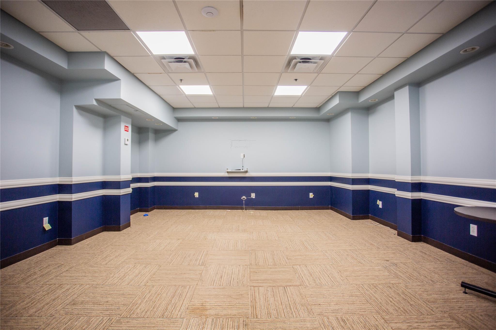 486 Sunrise Highway, Rockville Centre, NY 11570