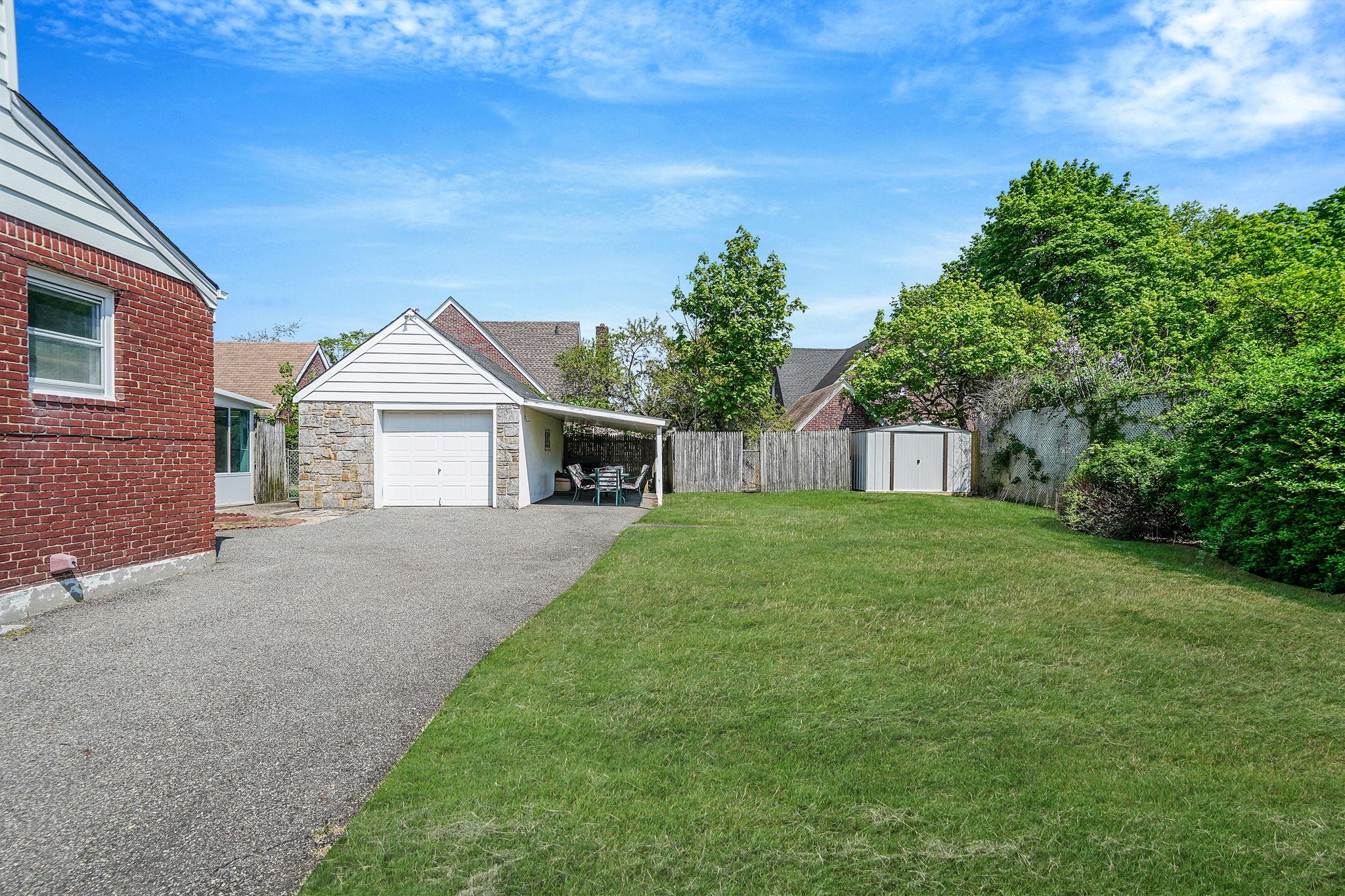 66 Elmwood Avenue, Hempstead, NY 11550