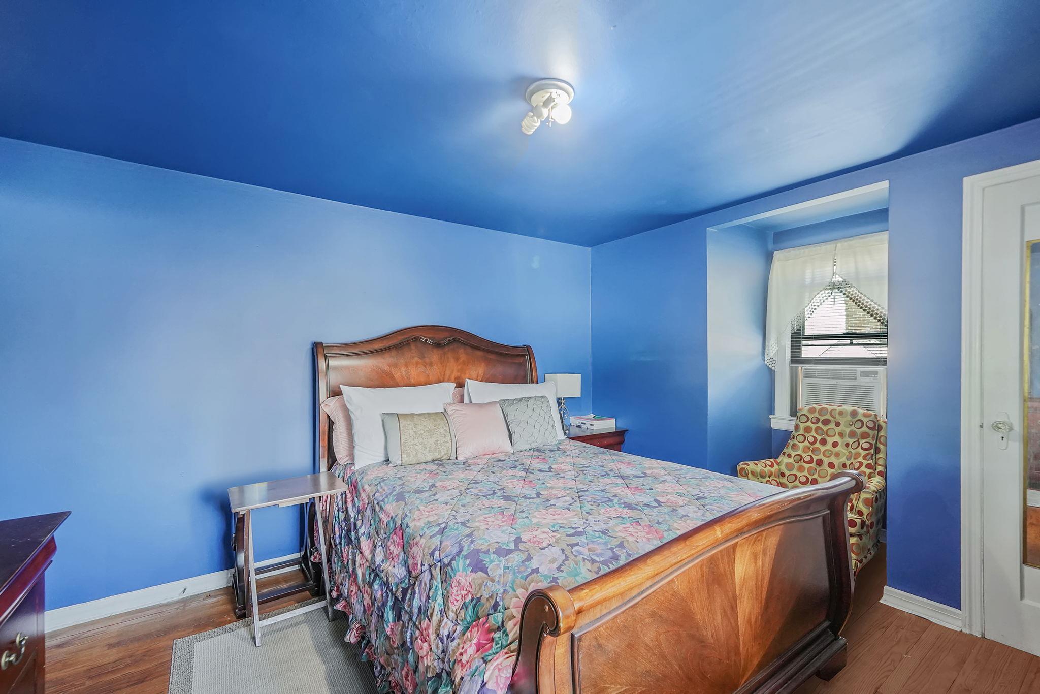 66 Elmwood Avenue, Hempstead, NY 11550