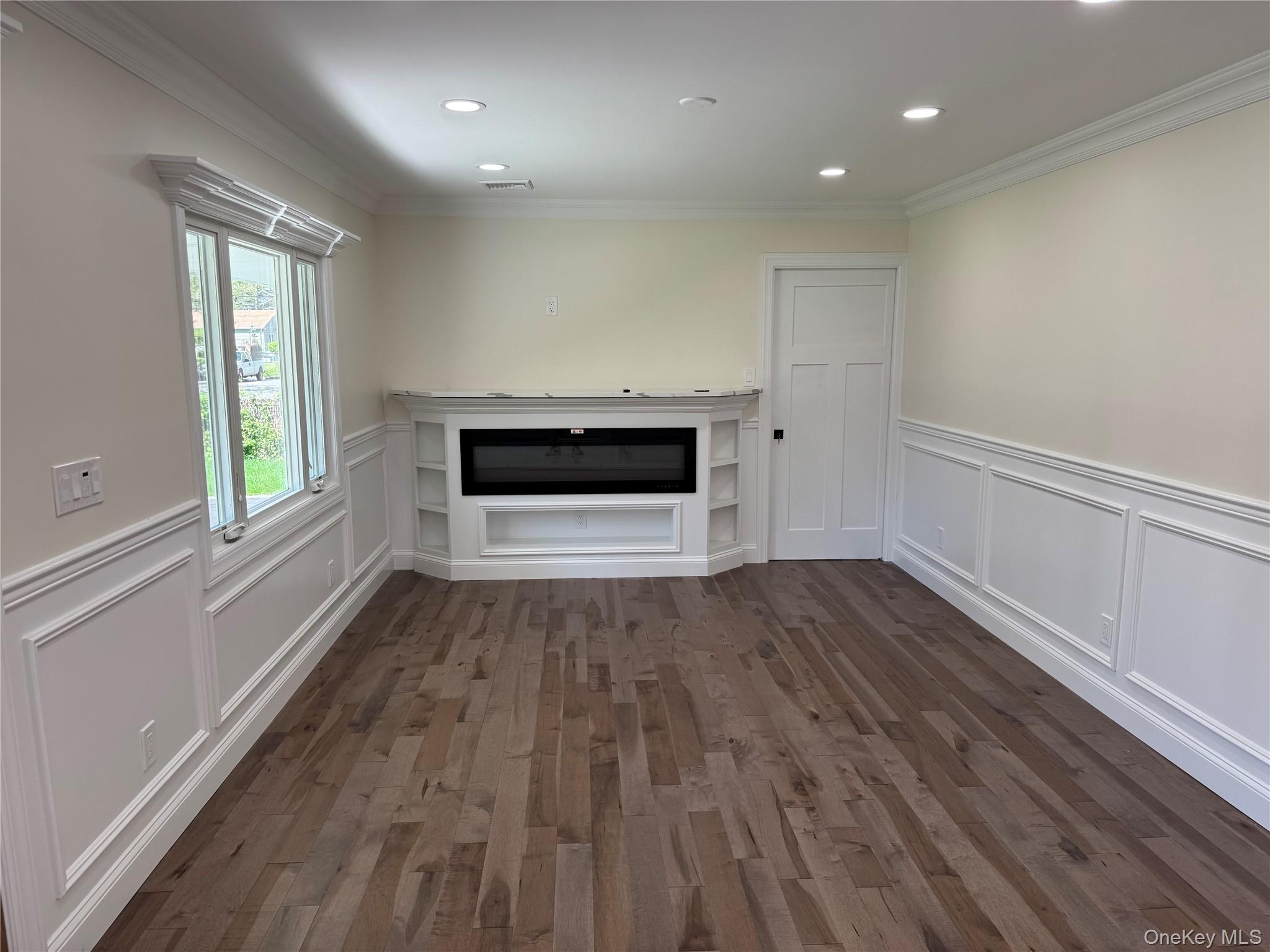 9 Henry Street, Wyandanch, NY 11798