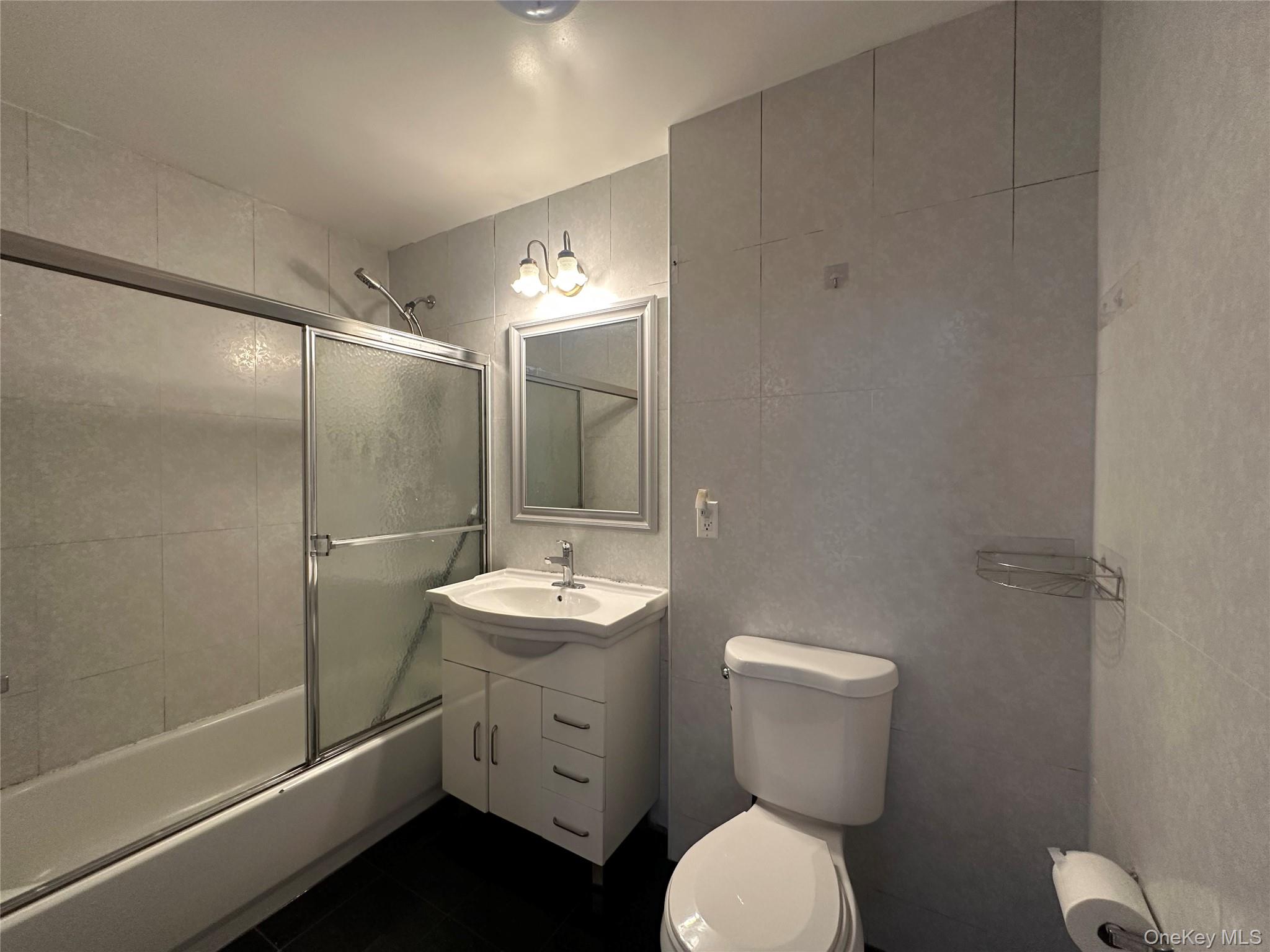 7177 159 Street # 205, Flushing, NY 11365