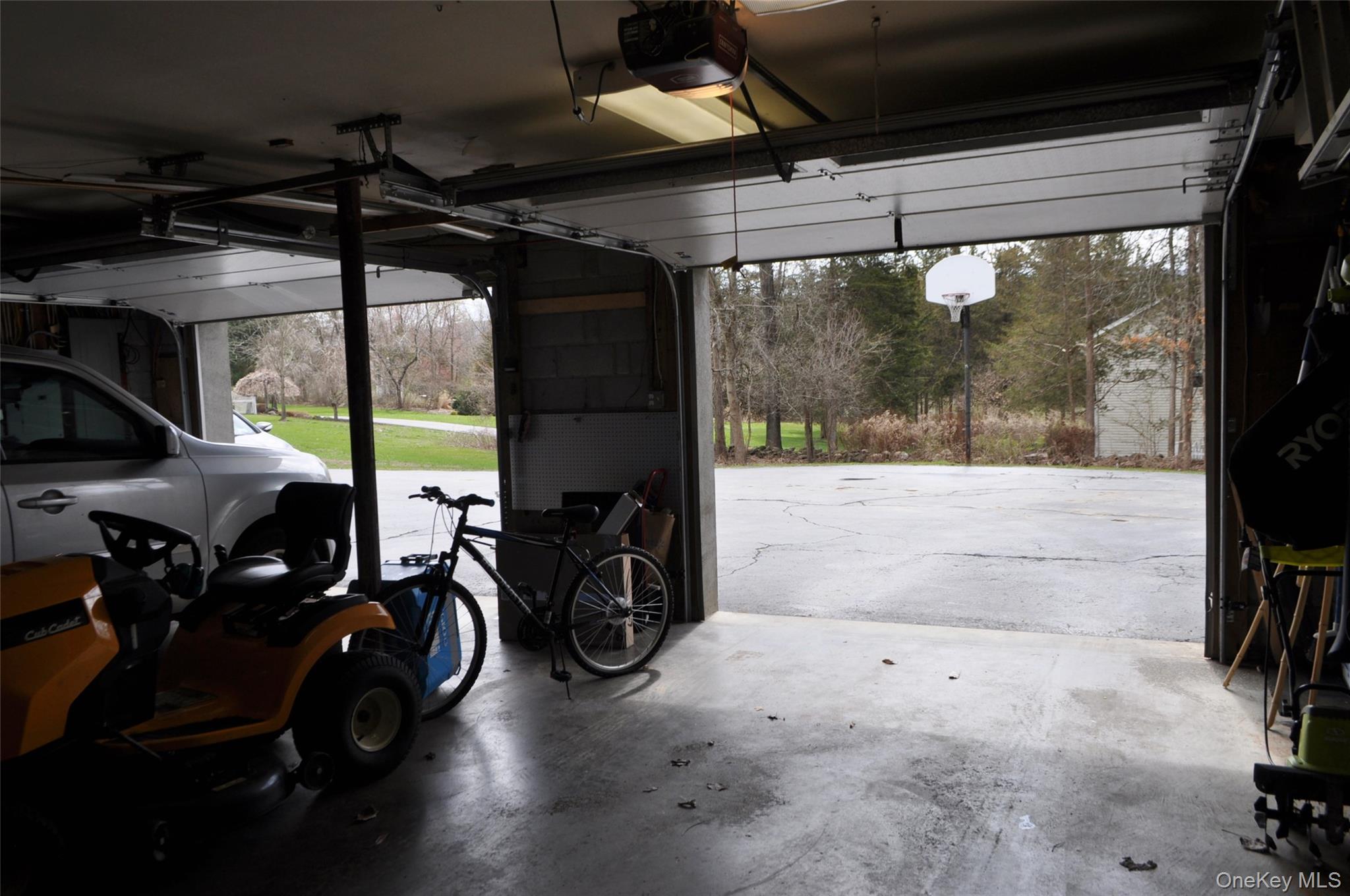 53 Leo Lane, Poughquag, NY 12570