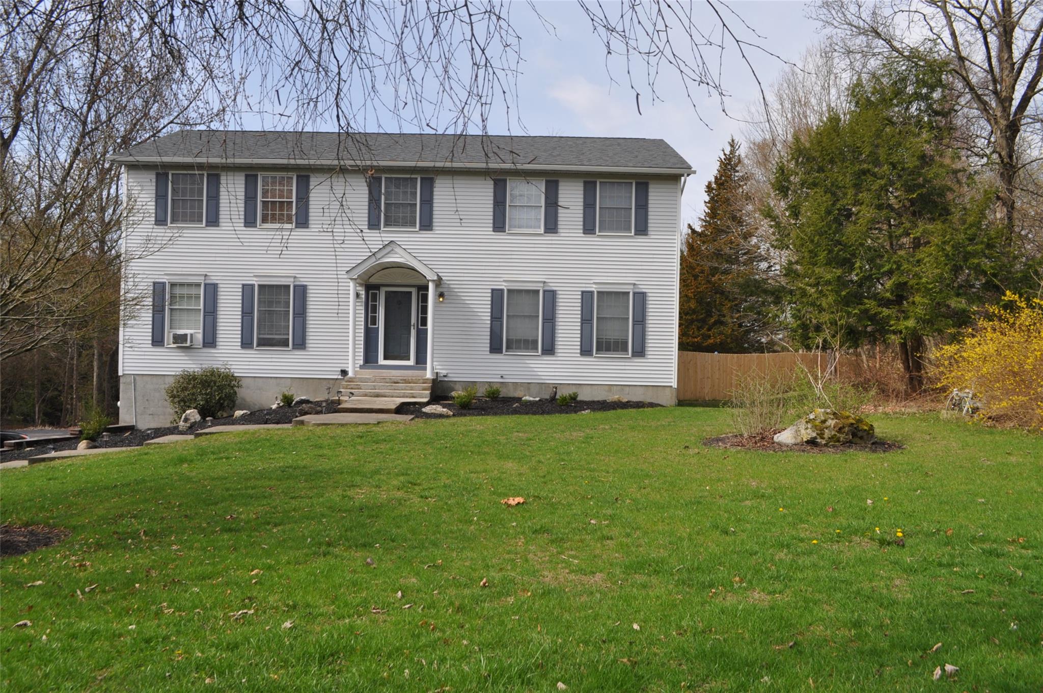 53 Leo Lane, Poughquag, NY 12570