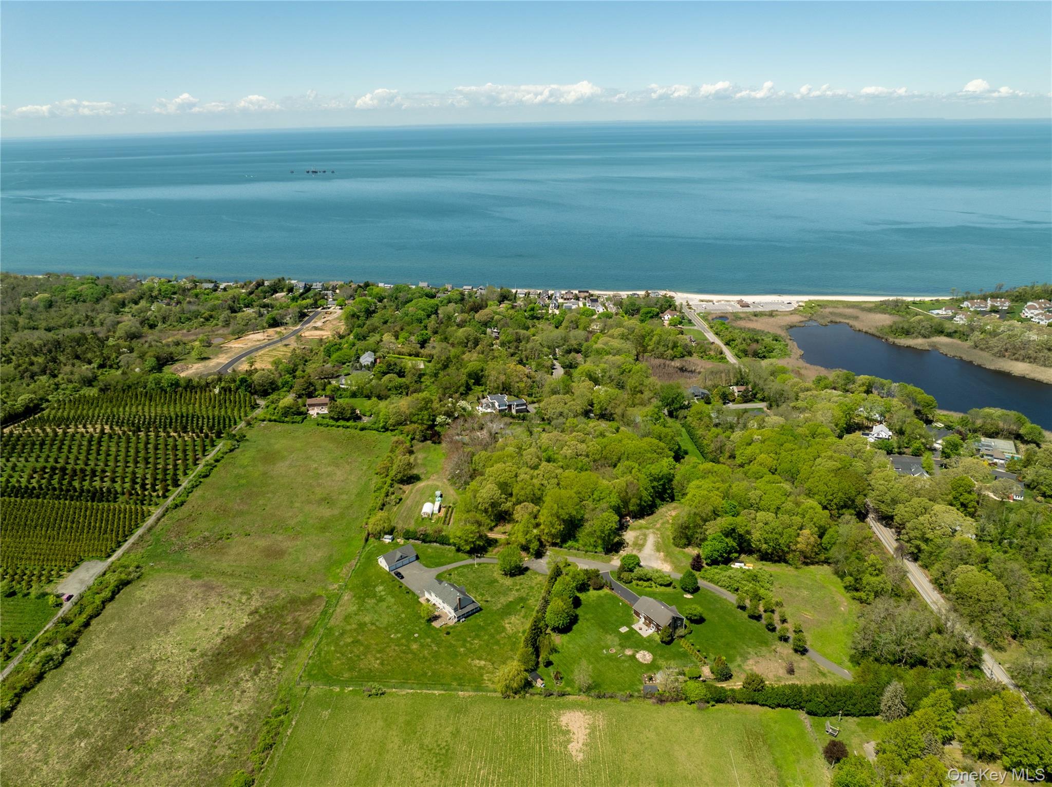 Pier Avenue, Jamesport, NY 11901