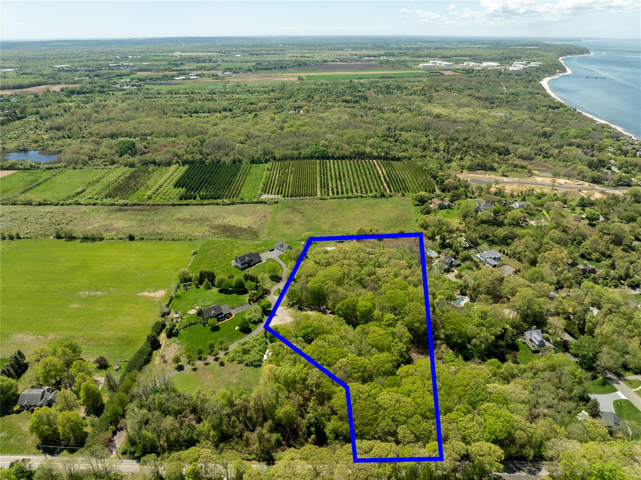 Pier Avenue, Jamesport, NY 11901