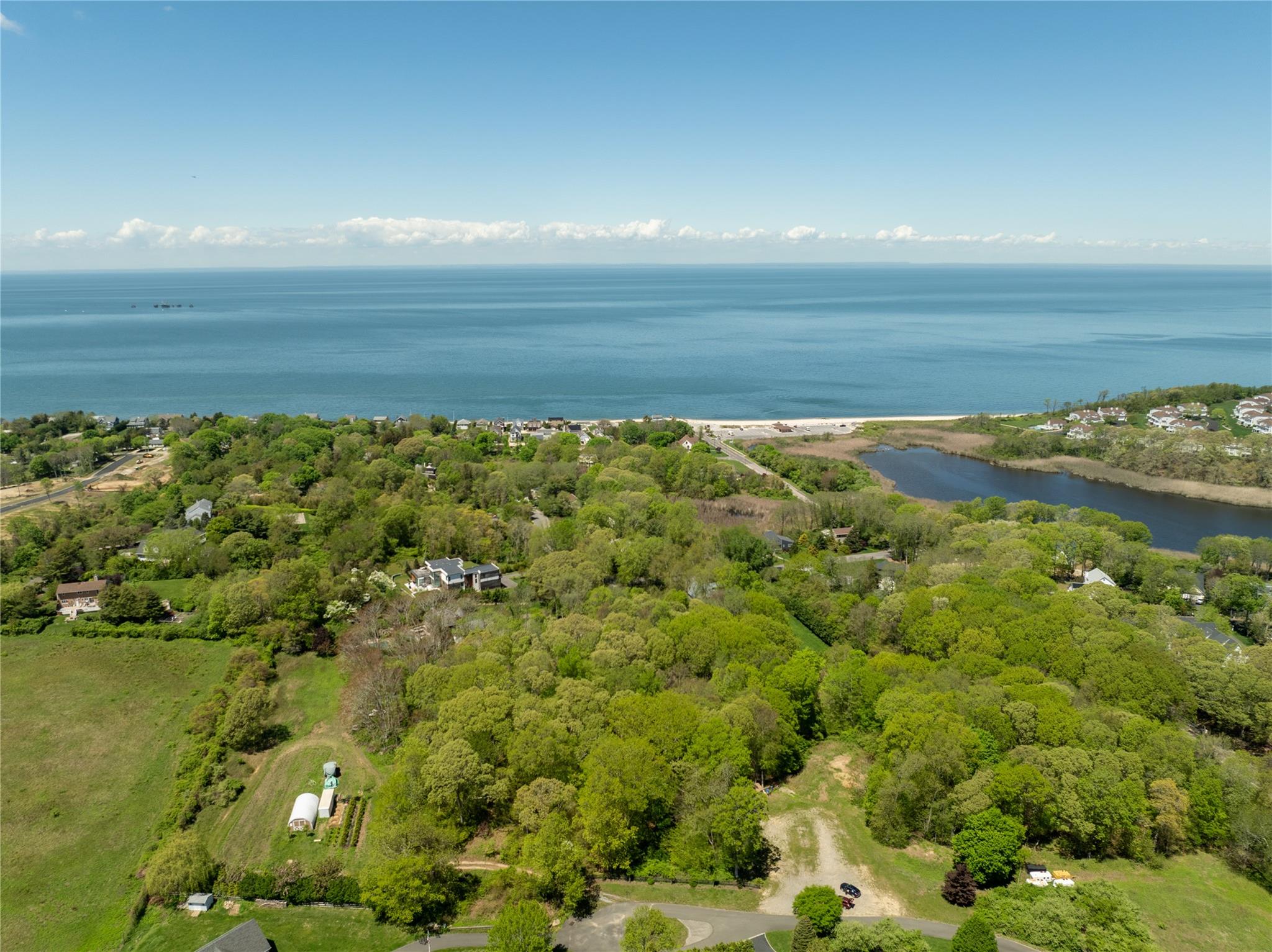 Pier Avenue, Jamesport, NY 11901