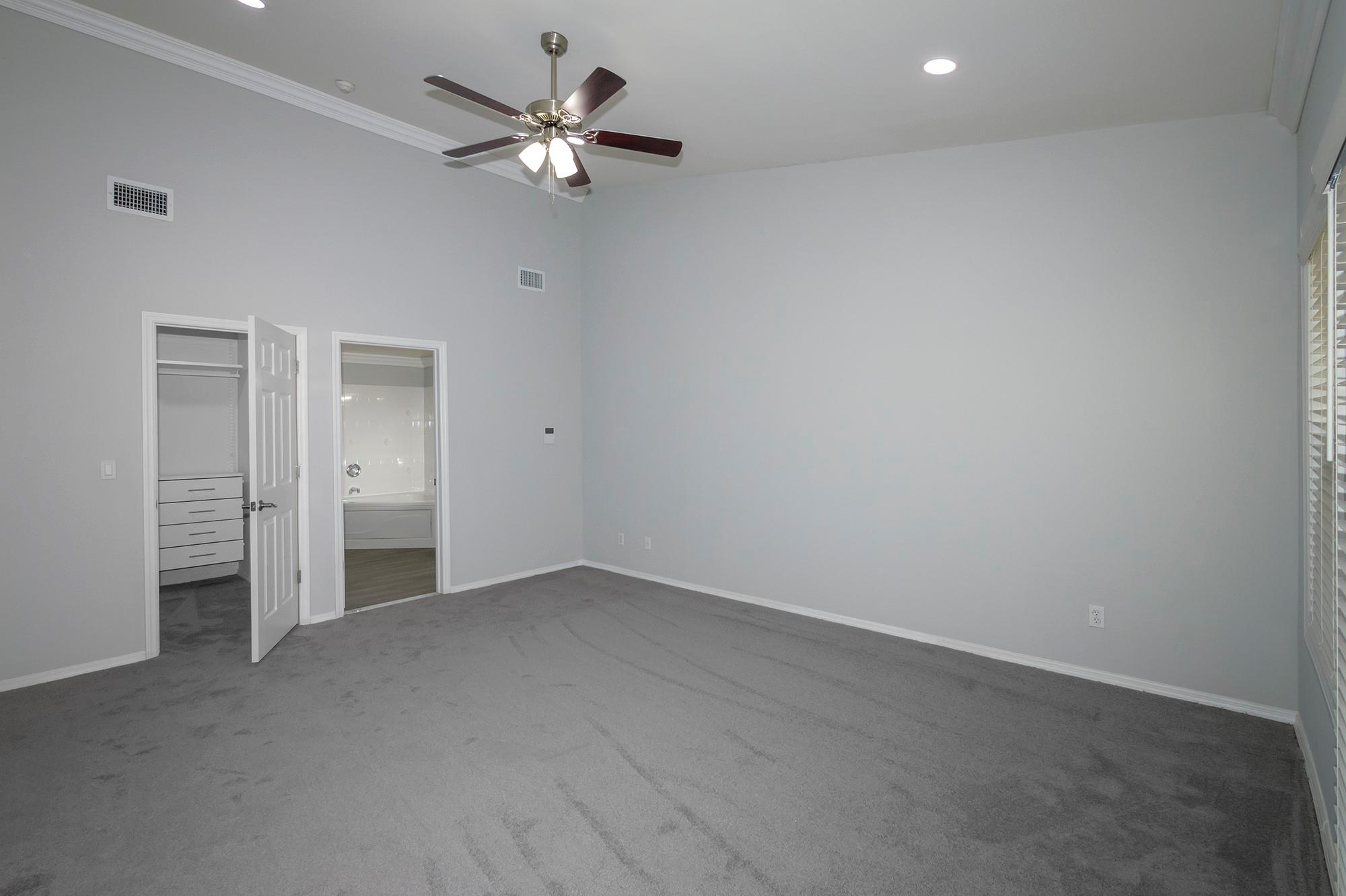 198 Village Green Drive # 198, Port Jefferson Station, NY 11776