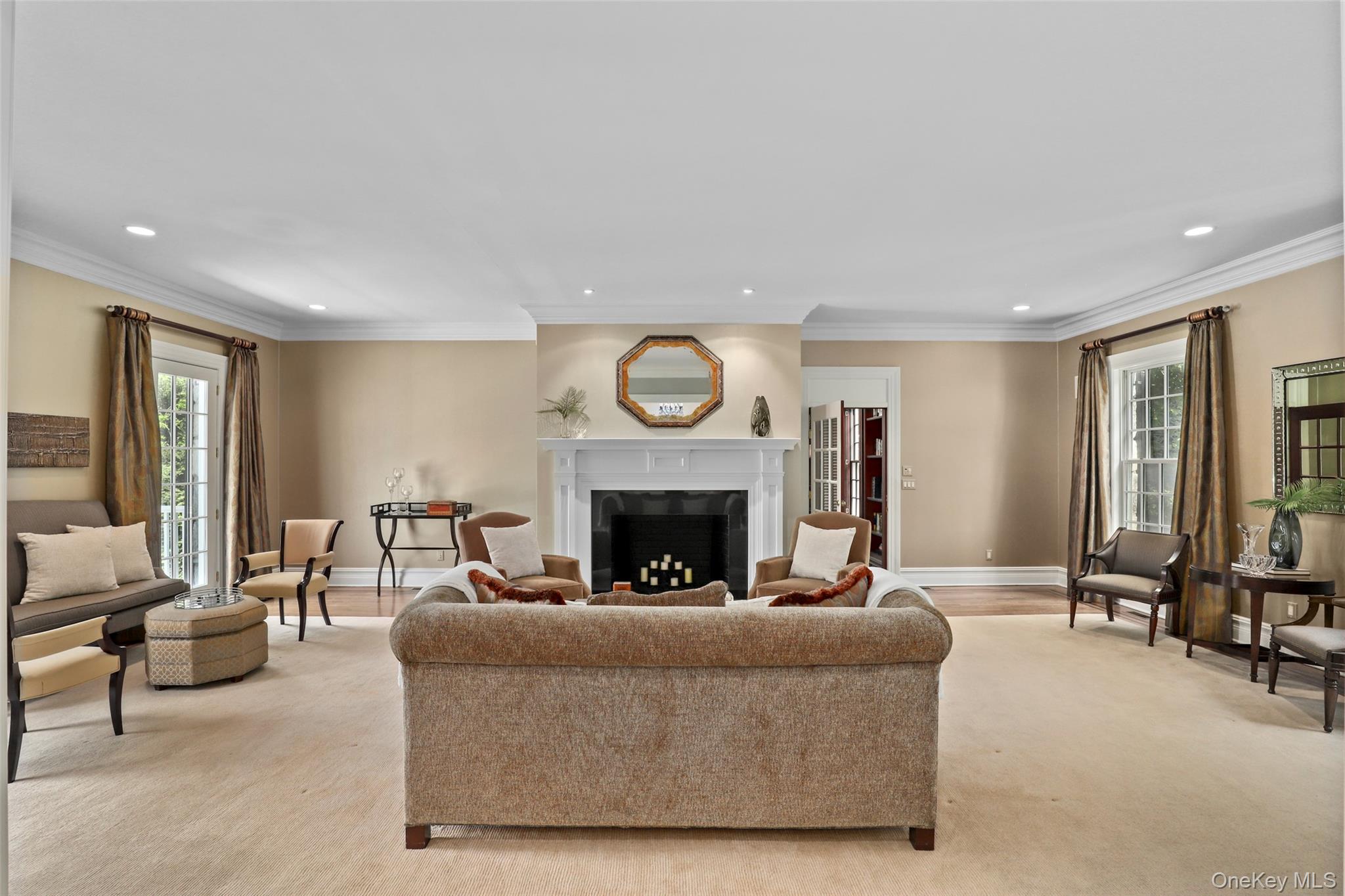 17 Cooper Road, Scarsdale, NY 10583