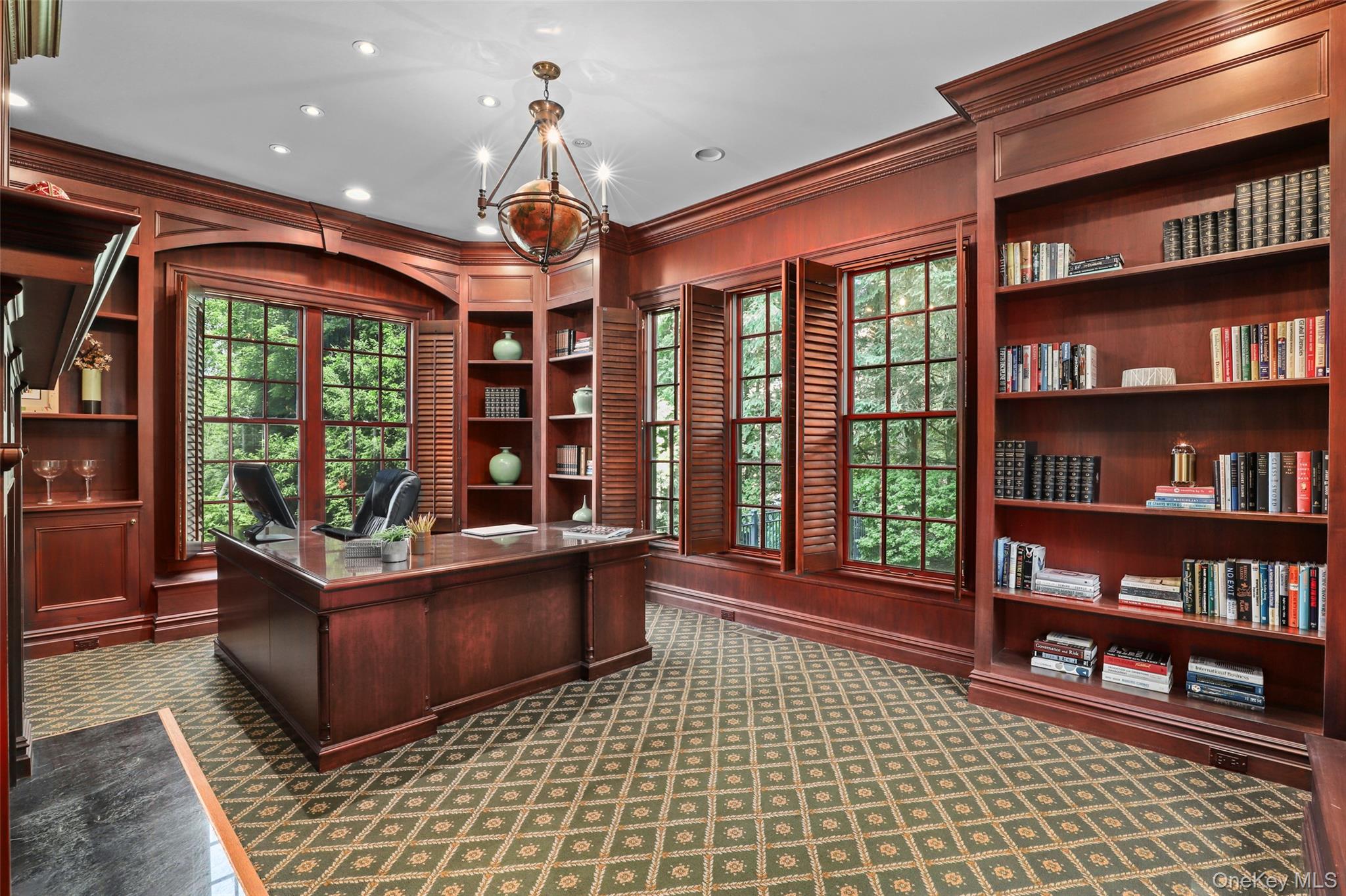 17 Cooper Road, Scarsdale, NY 10583