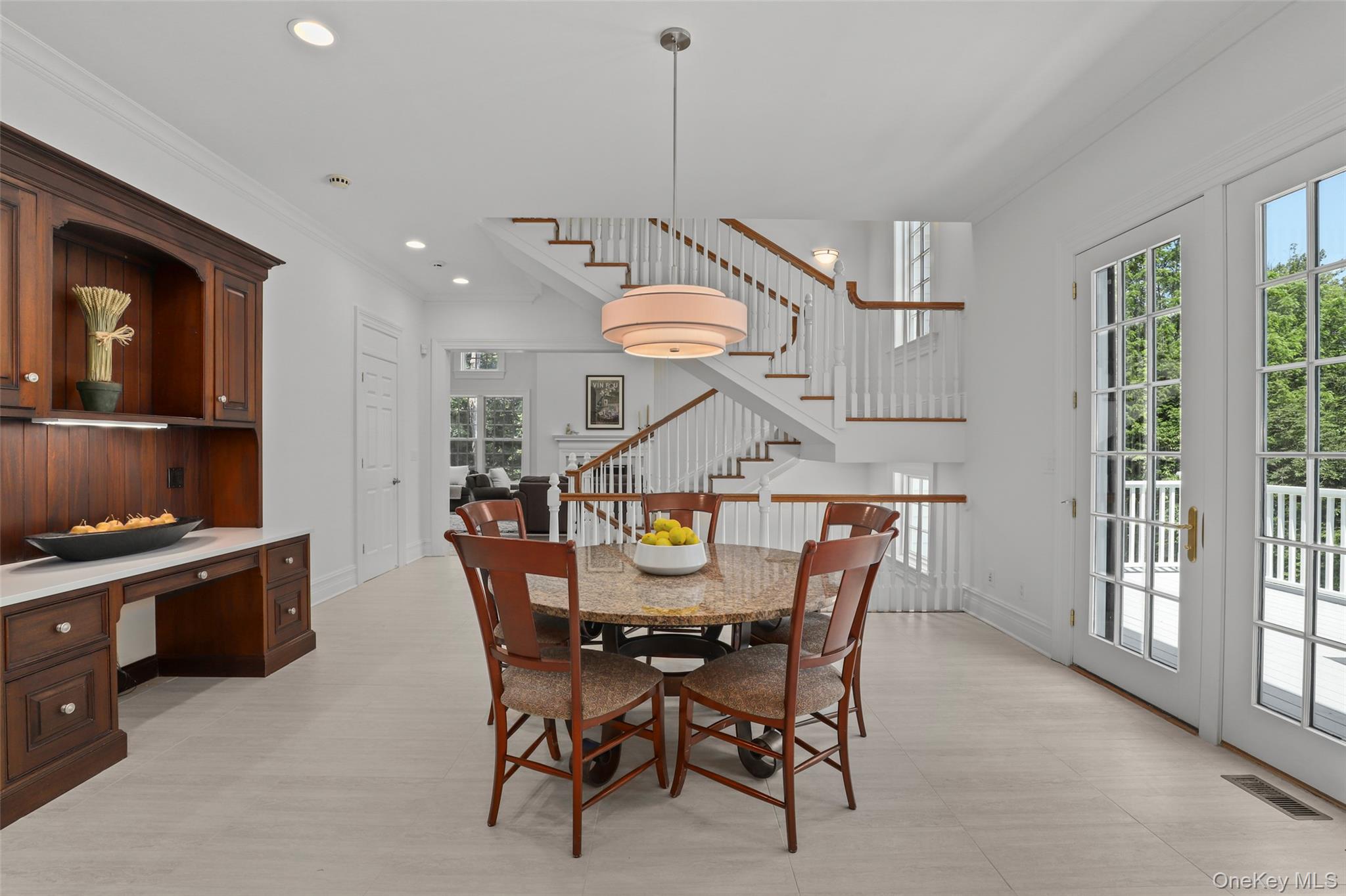 17 Cooper Road, Scarsdale, NY 10583