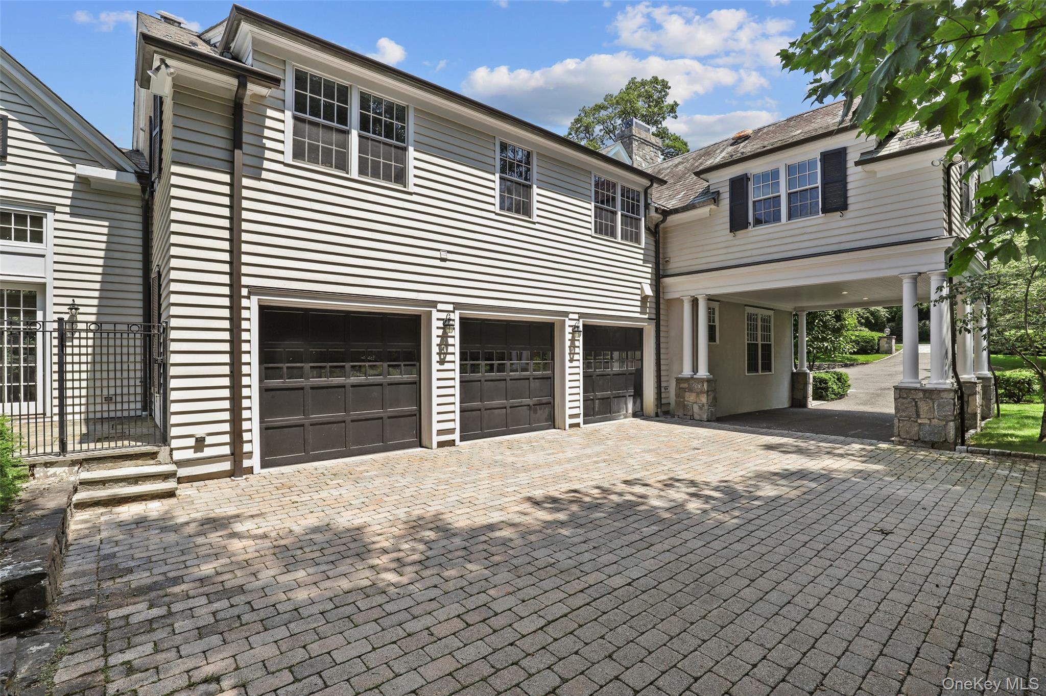 17 Cooper Road, Scarsdale, NY 10583