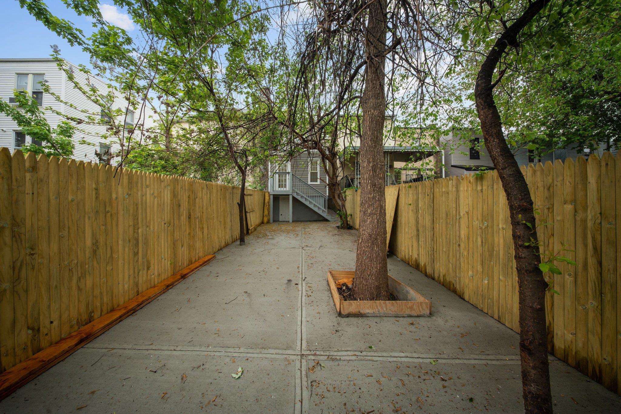 3763 Barnes Avenue, Bronx, NY 10467