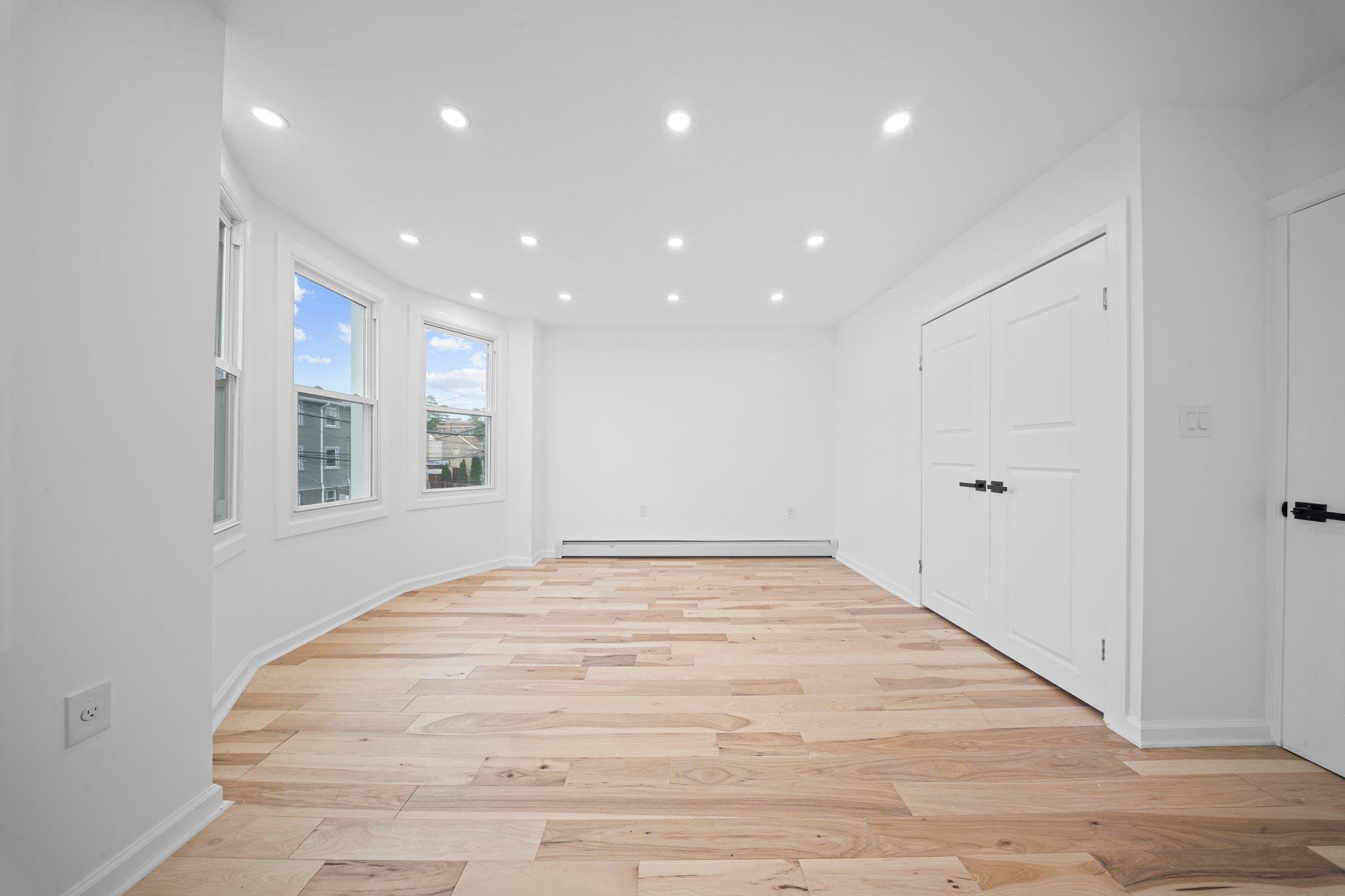 3763 Barnes Avenue, Bronx, NY 10467