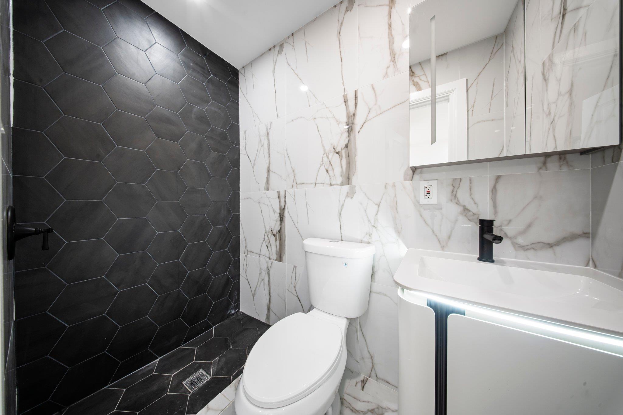 3763 Barnes Avenue, Bronx, NY 10467