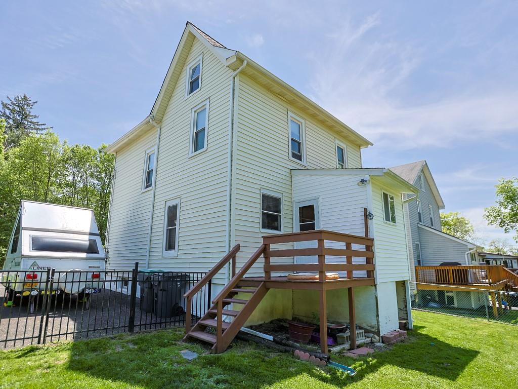 207 Highland Avenue, Maybrook, NY 12543