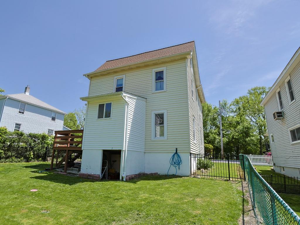 207 Highland Avenue, Maybrook, NY 12543