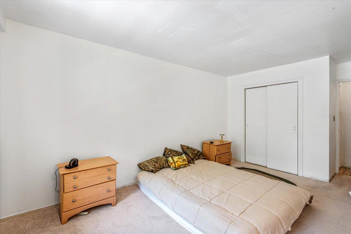 35-31 85 st # 2-M, Jackson Heights, NY 11372