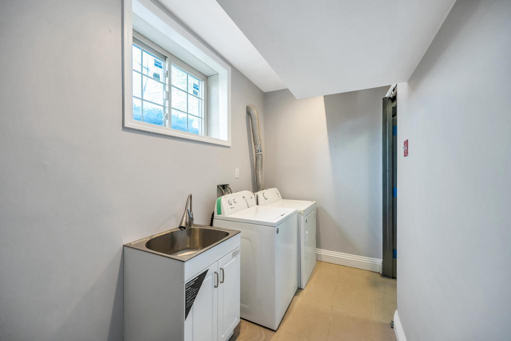 12114 149th Avenue, South Ozone Park, NY 11420