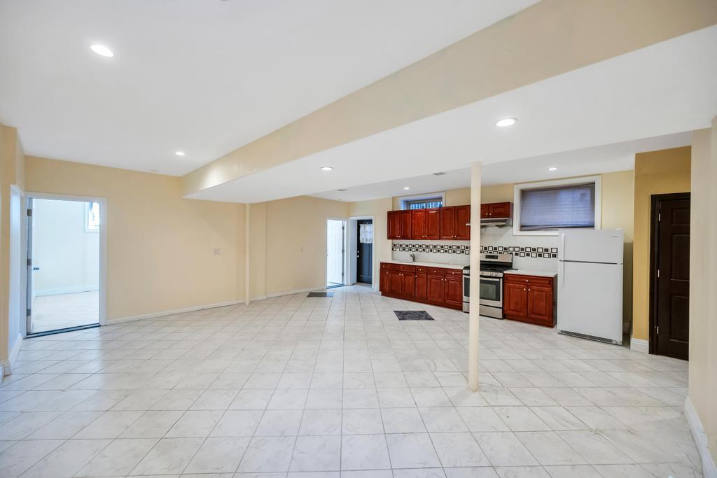 12114 149th Avenue, South Ozone Park, NY 11420