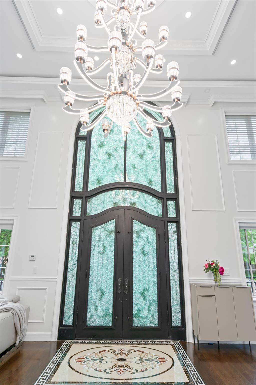 63-41 252nd Street, Little Neck, NY 11362