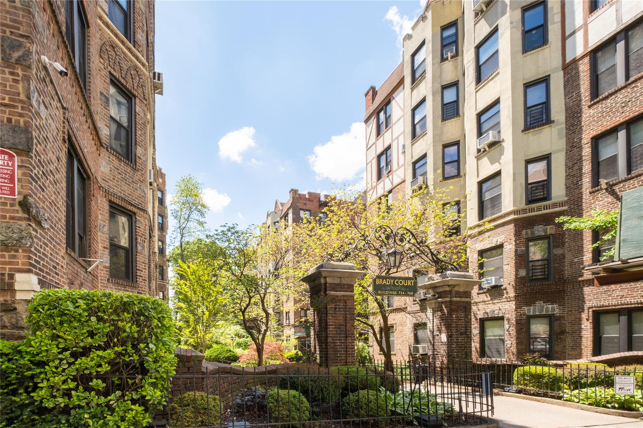 760 Brady Avenue Avenue # 417, Bronx, NY 10462