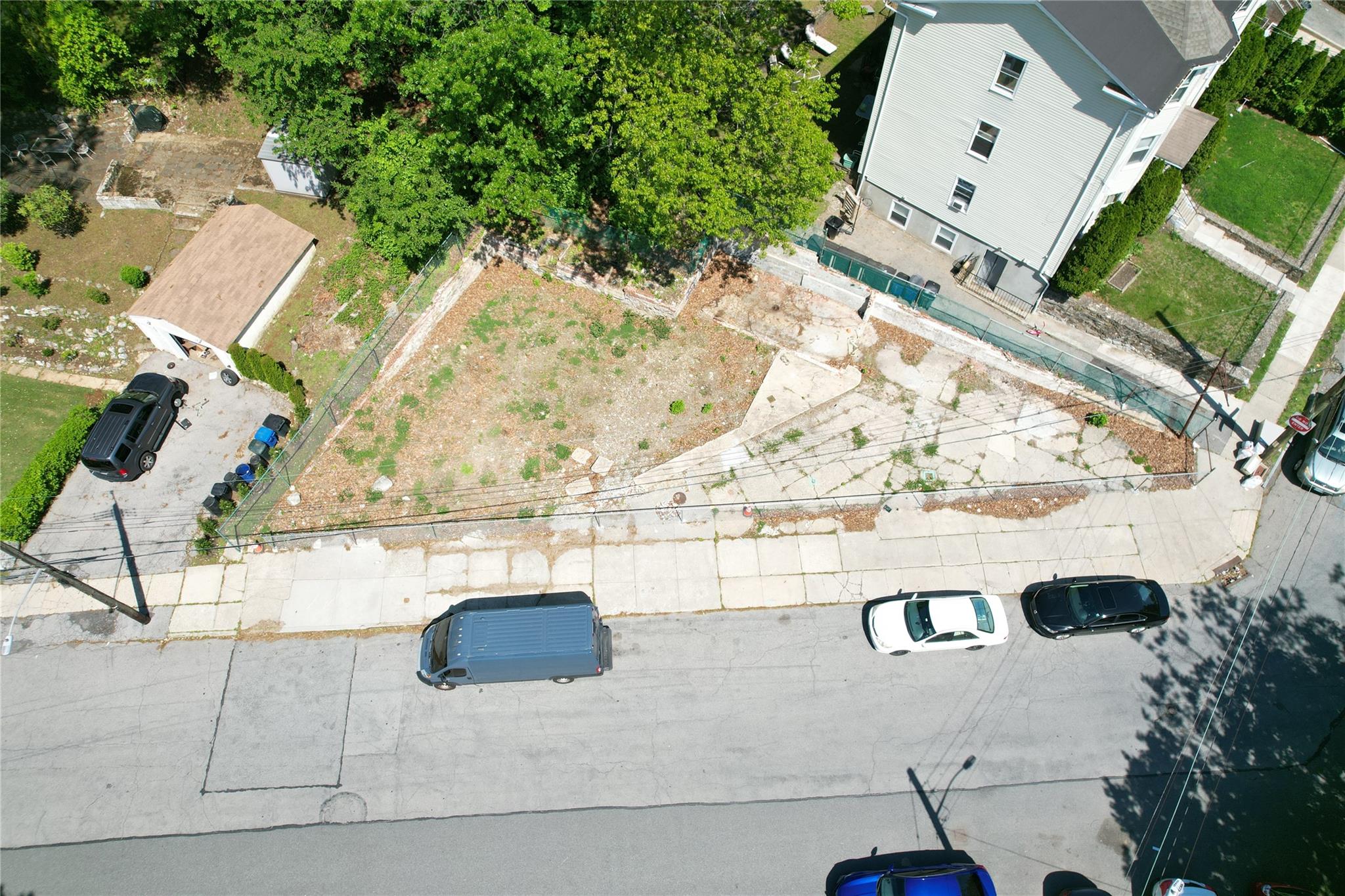 1 Lemke Place, New Rochelle, NY 10801