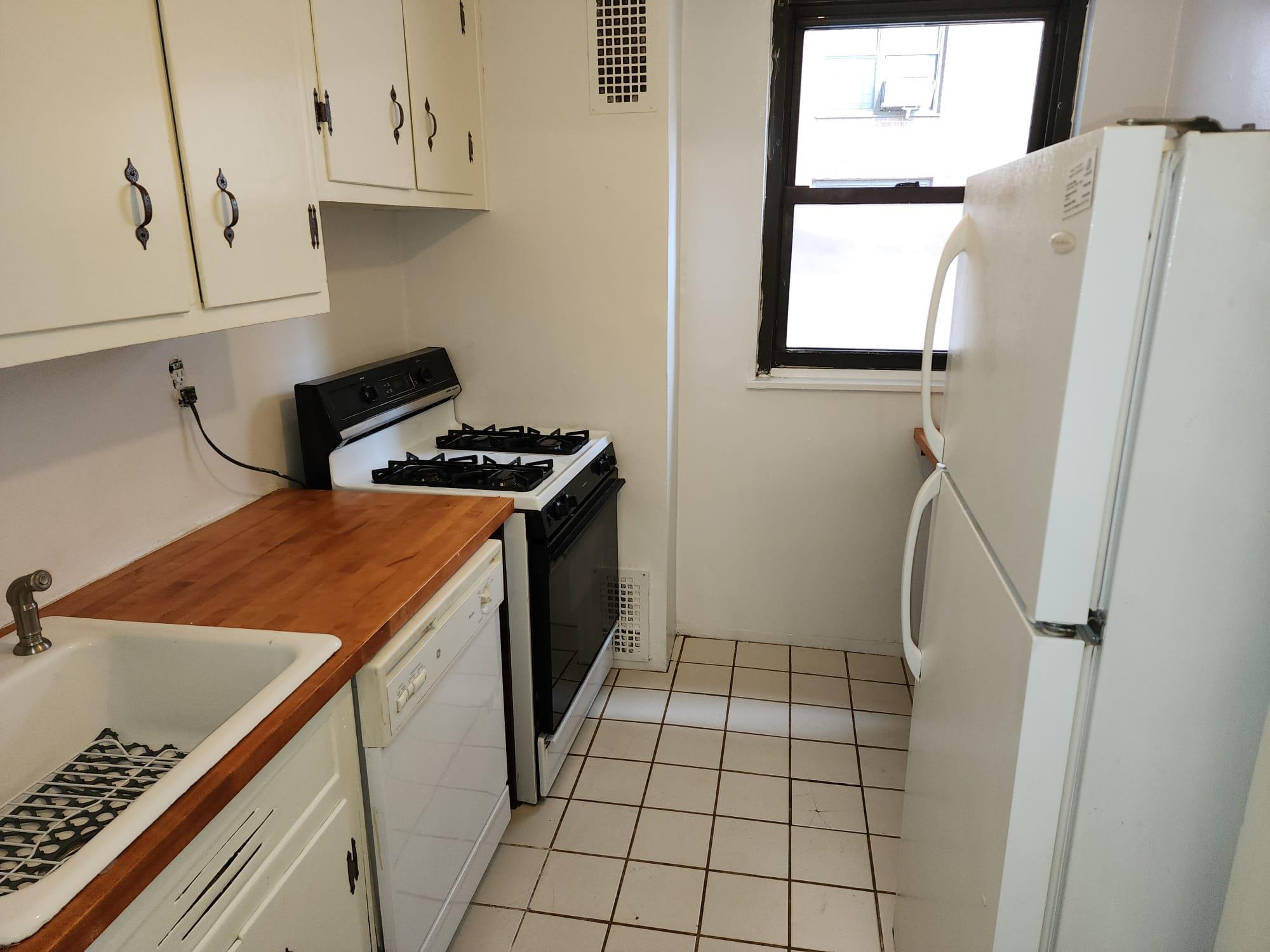 61-35 98th Street # 4J, Rego Park, NY 11374