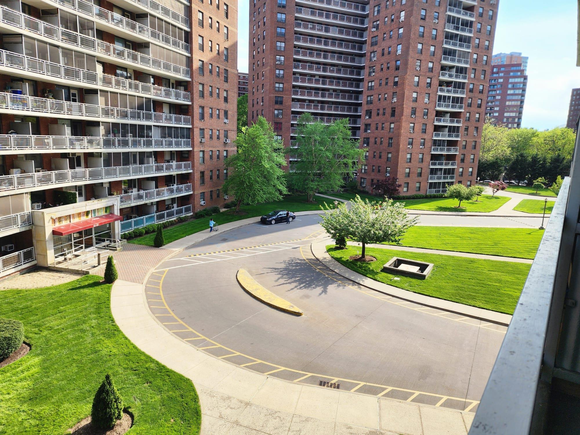 61-35 98th Street # 4J, Rego Park, NY 11374