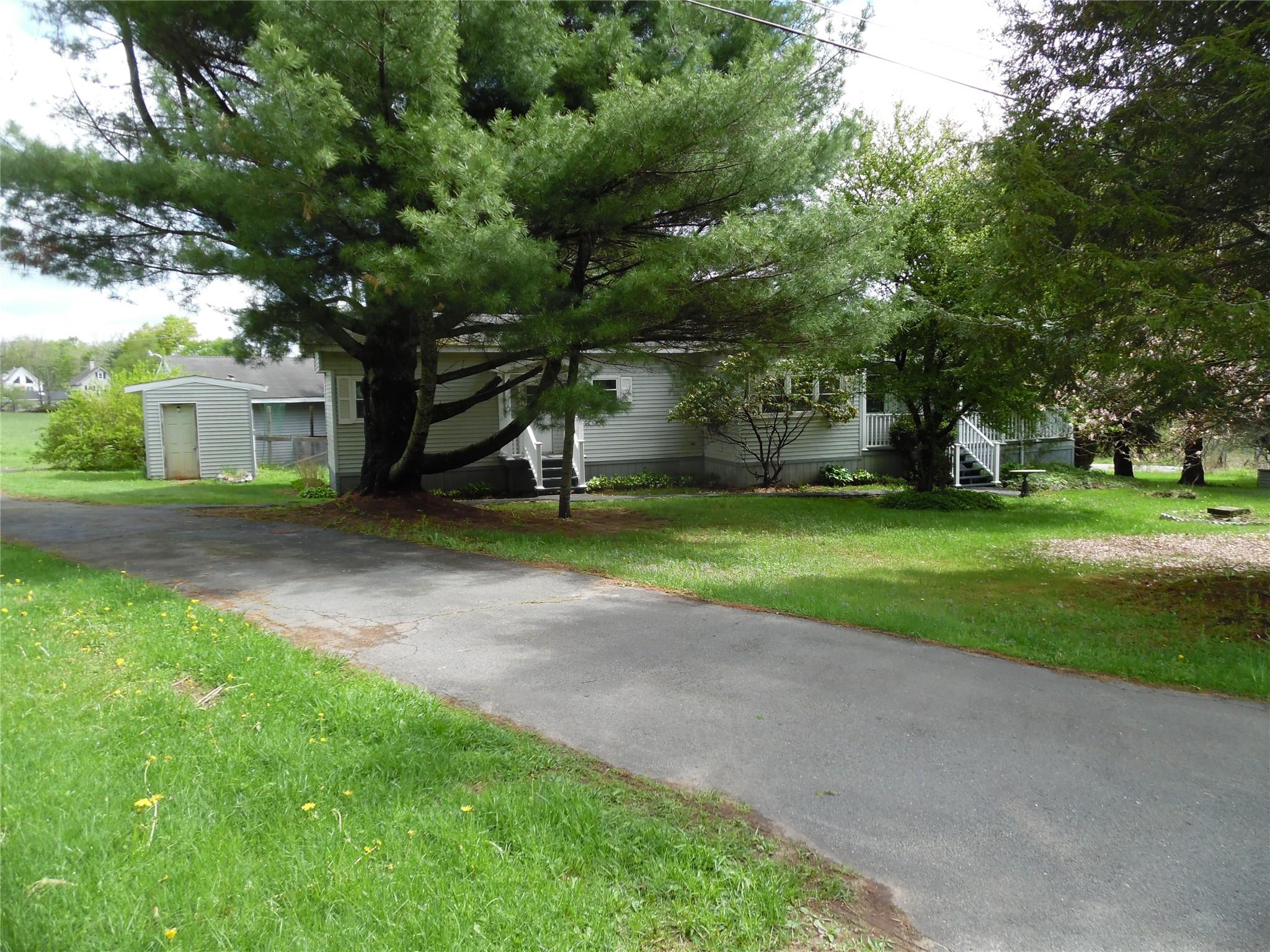 8 Crumley Van Vactor Rd, Ferndale, NY 12734