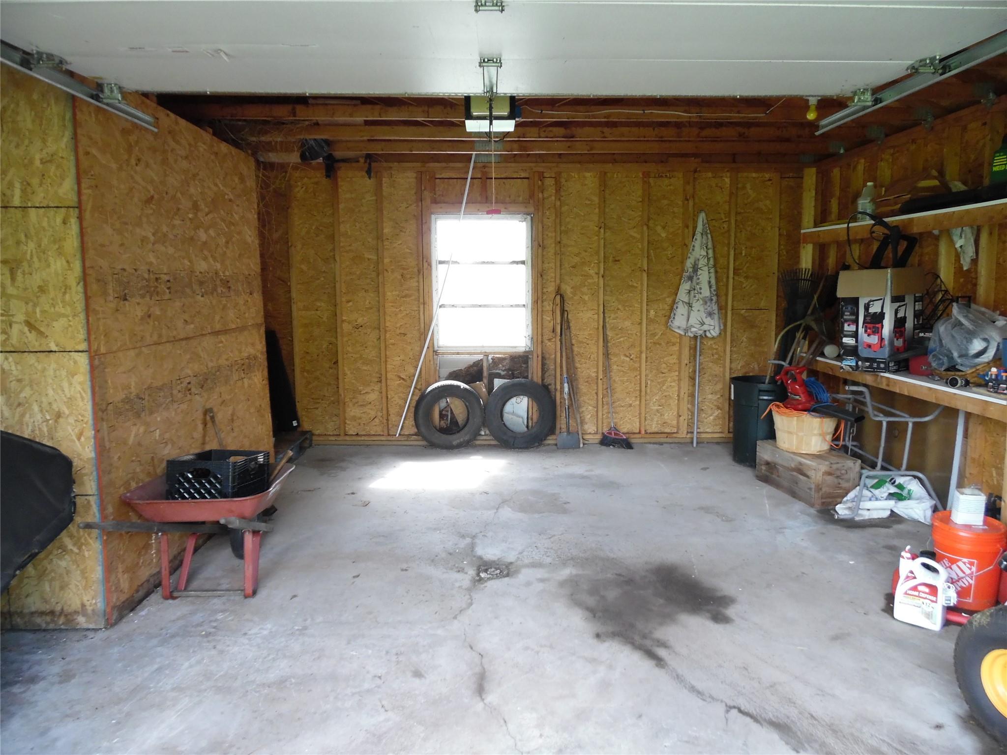 8 Crumley Van Vactor Rd, Ferndale, NY 12734